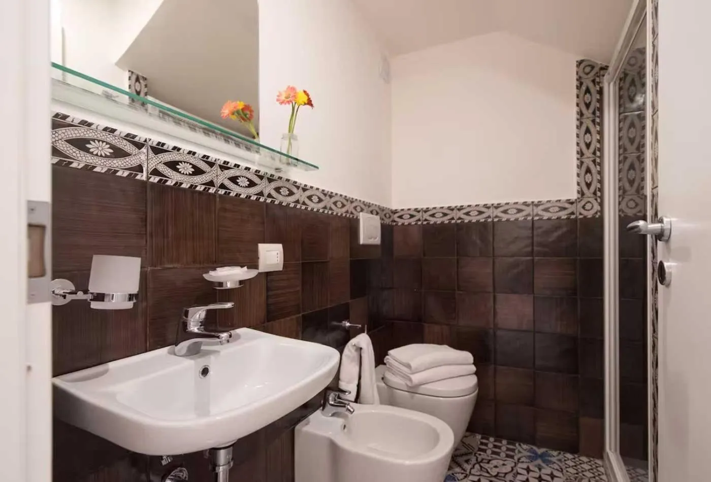 Shower in Ravello House