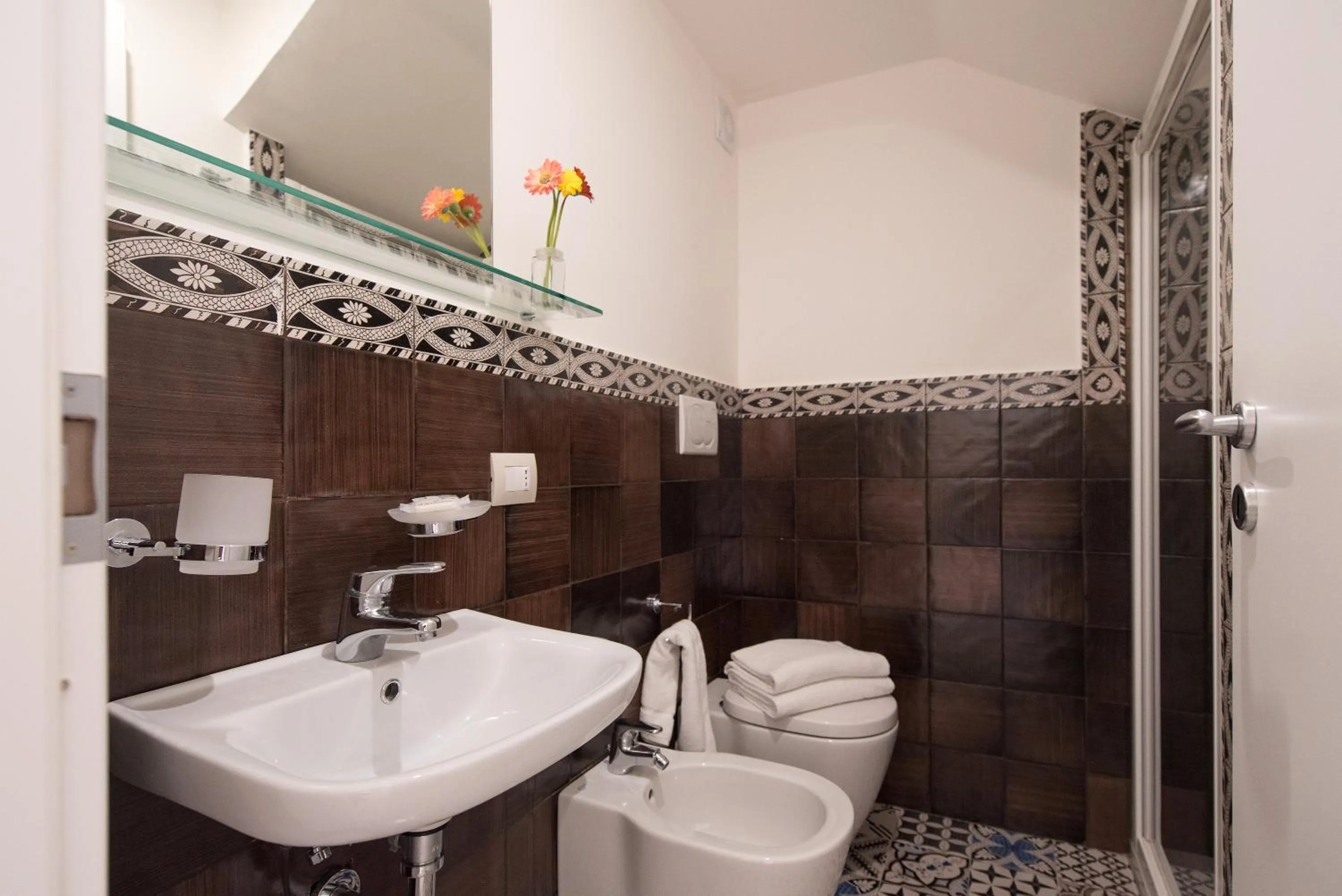 Shower in Ravello House