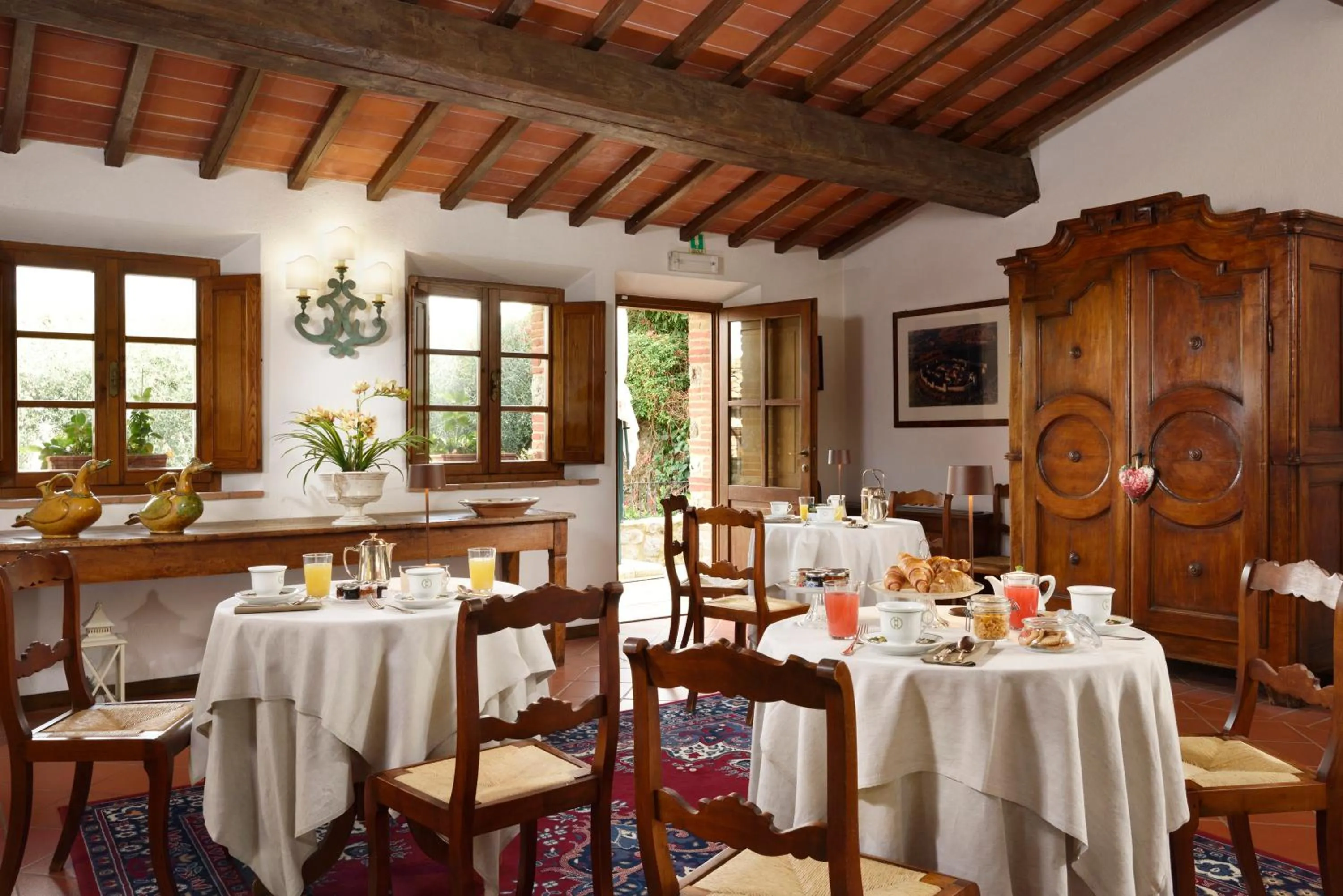 Breakfast in Hotel Monteriggioni