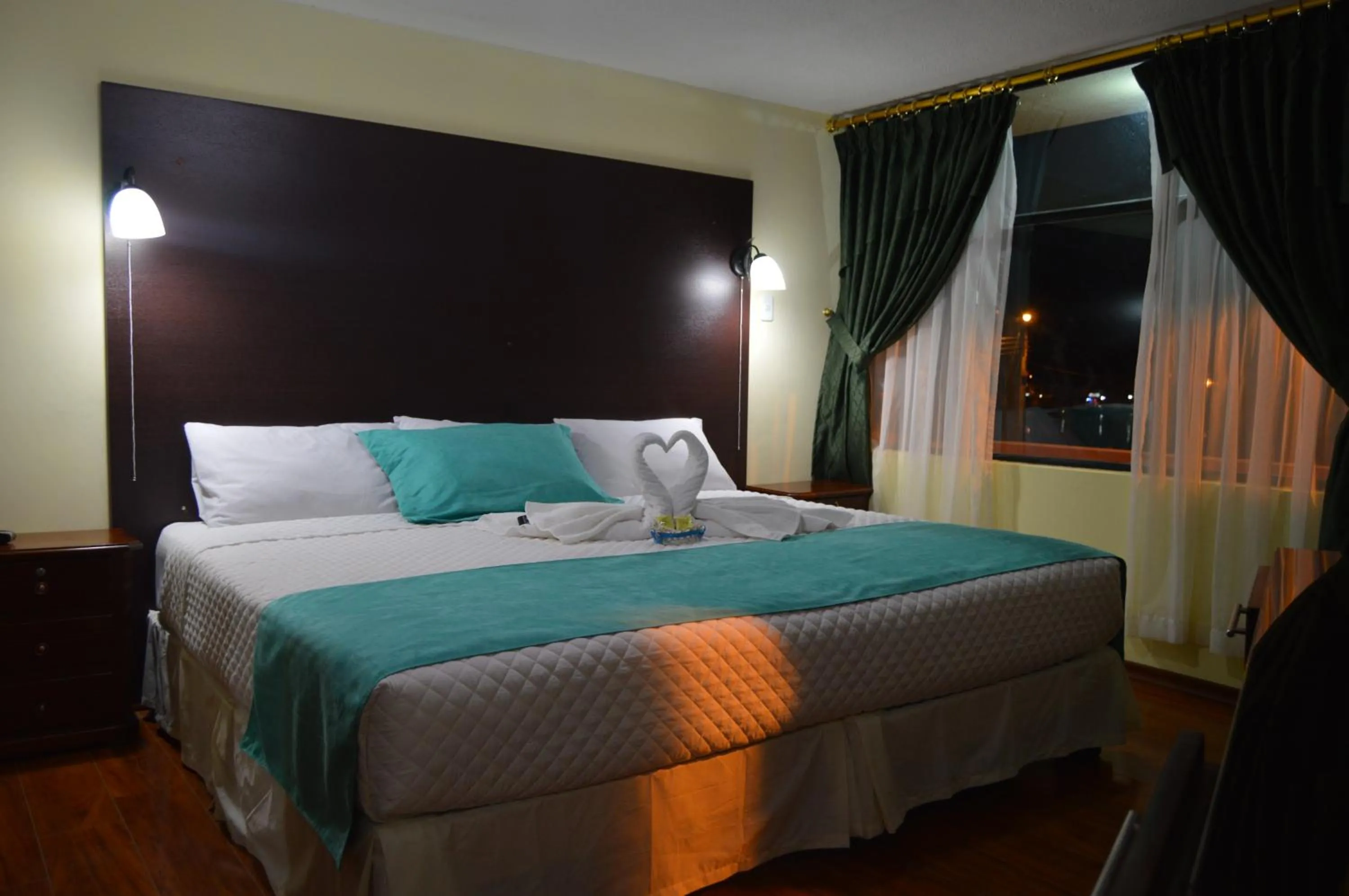 Bed in Balcones del Río Hotel