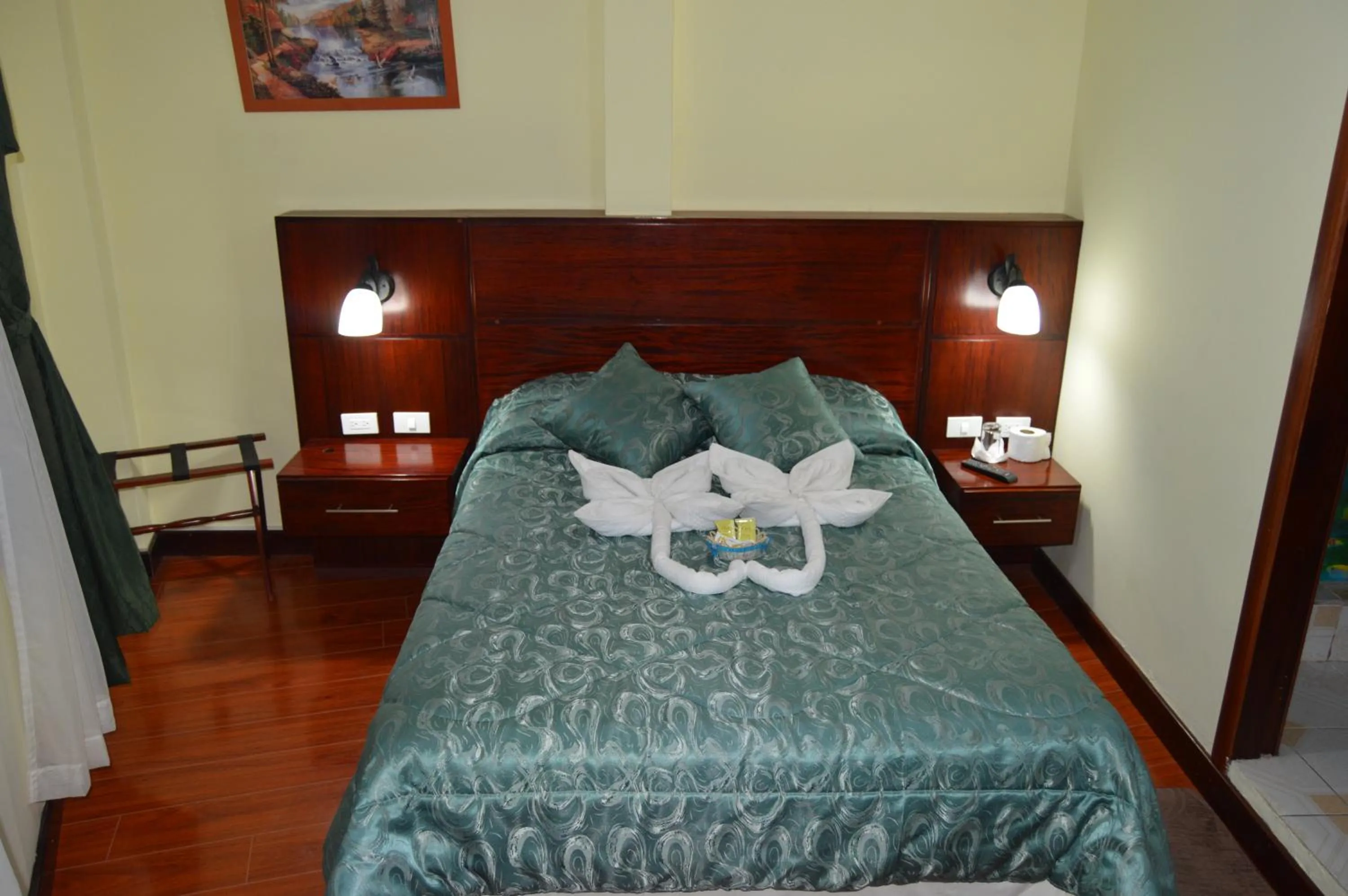 Bed in Balcones del Río Hotel