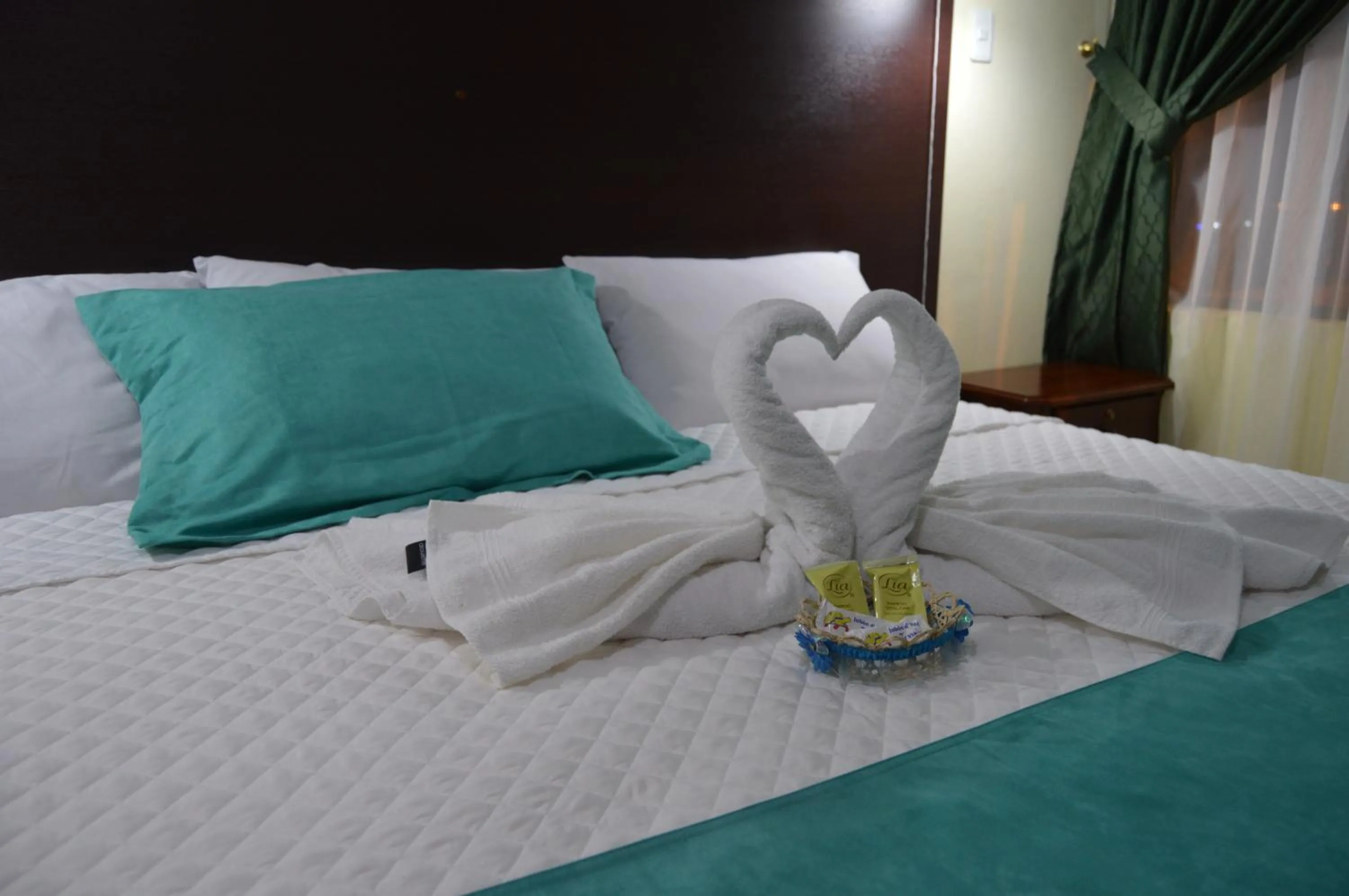 Bed in Balcones del Río Hotel