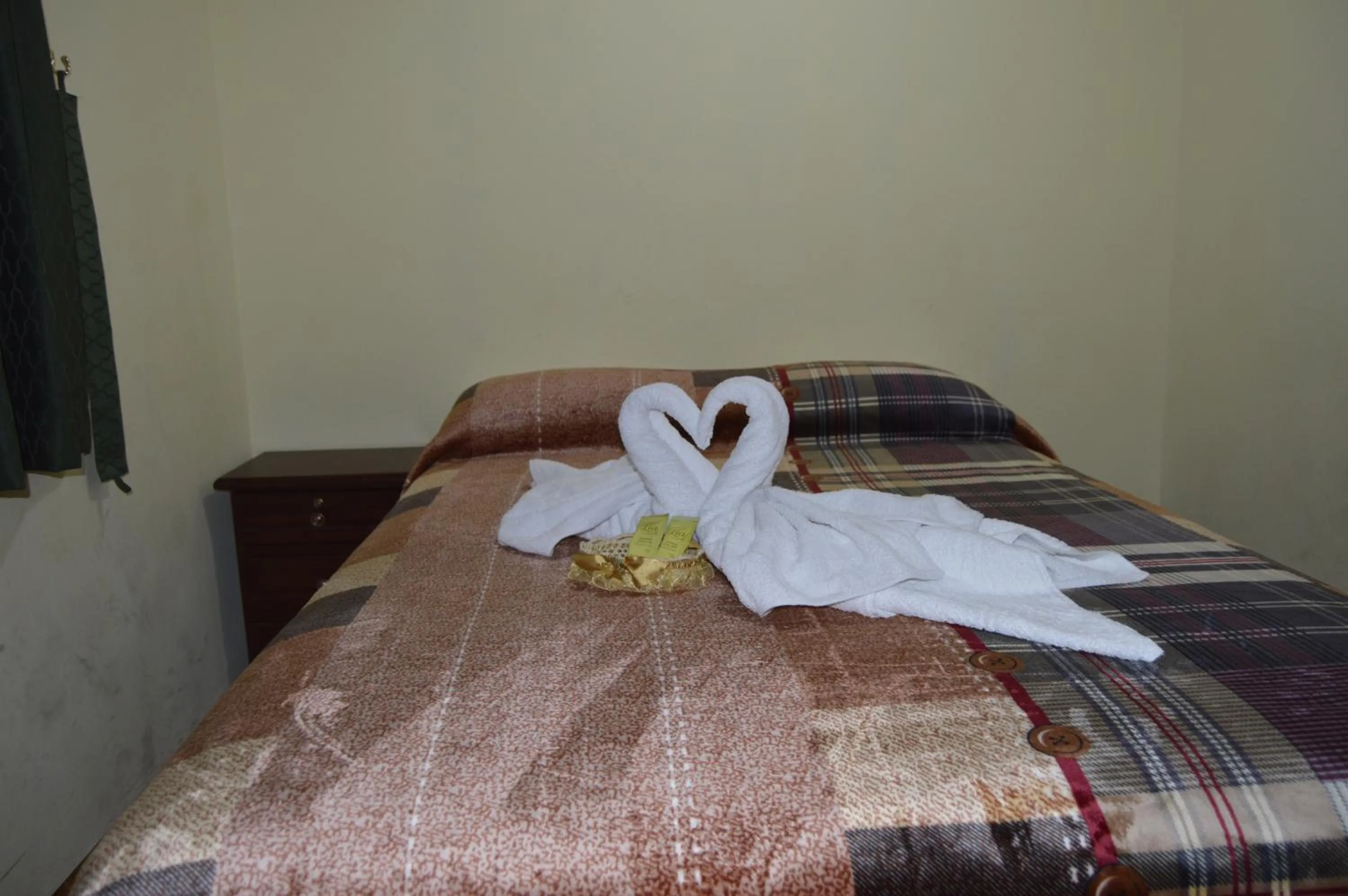 Decorative detail, Bed in Balcones del Río Hotel