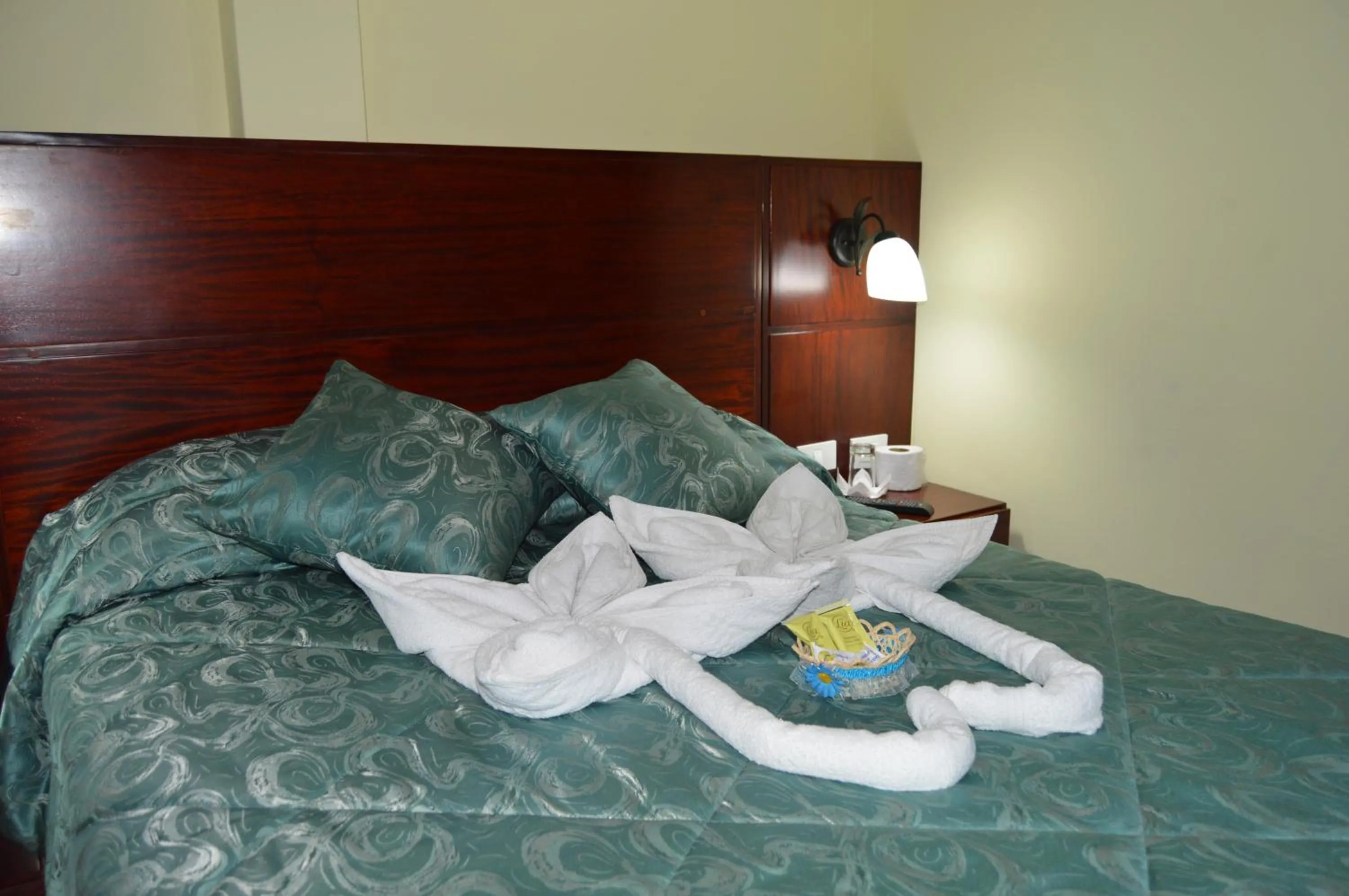 Decorative detail, Bed in Balcones del Río Hotel