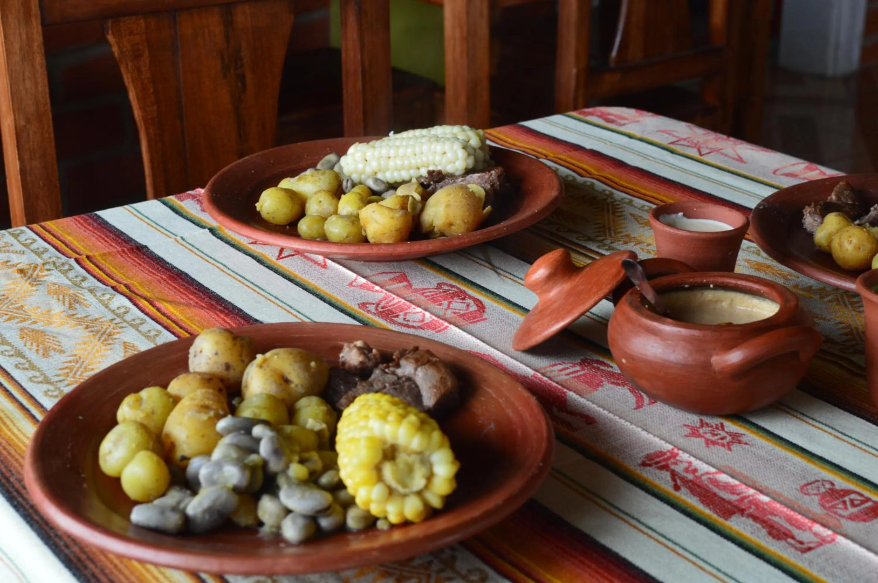 Restaurant/places to eat in Balcones del Río Hotel