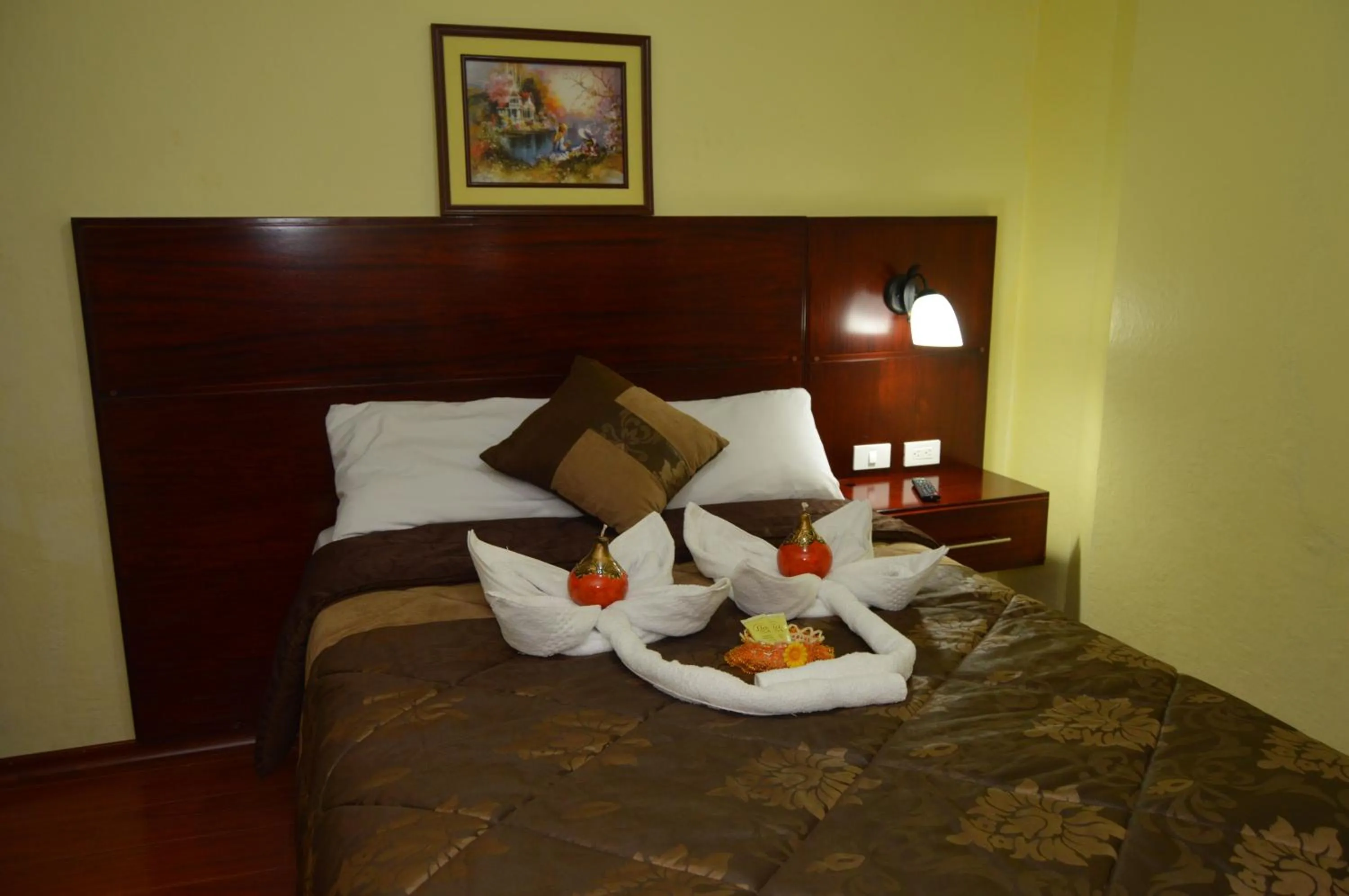 Bed in Balcones del Río Hotel