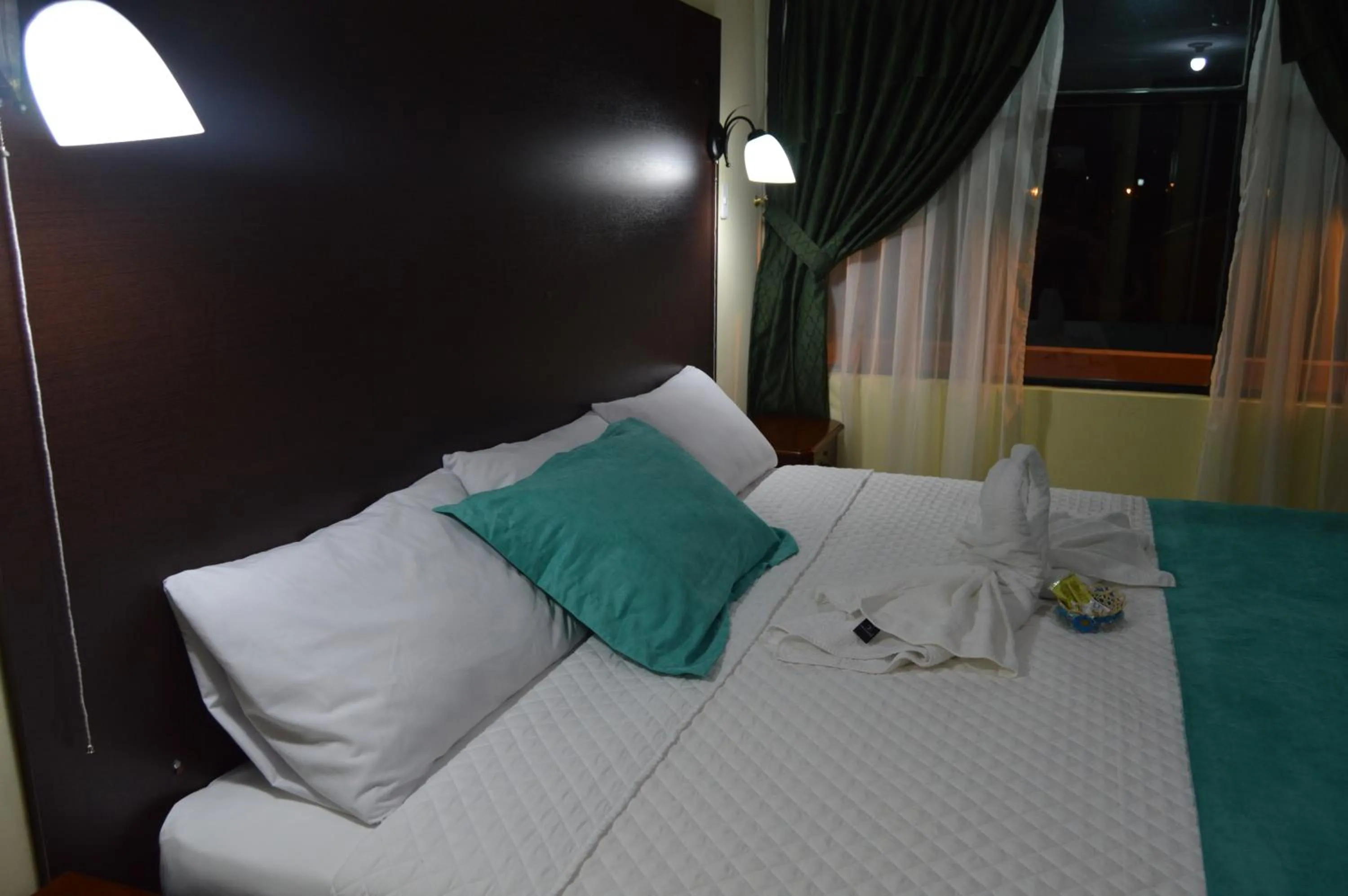Decorative detail, Bed in Balcones del Río Hotel