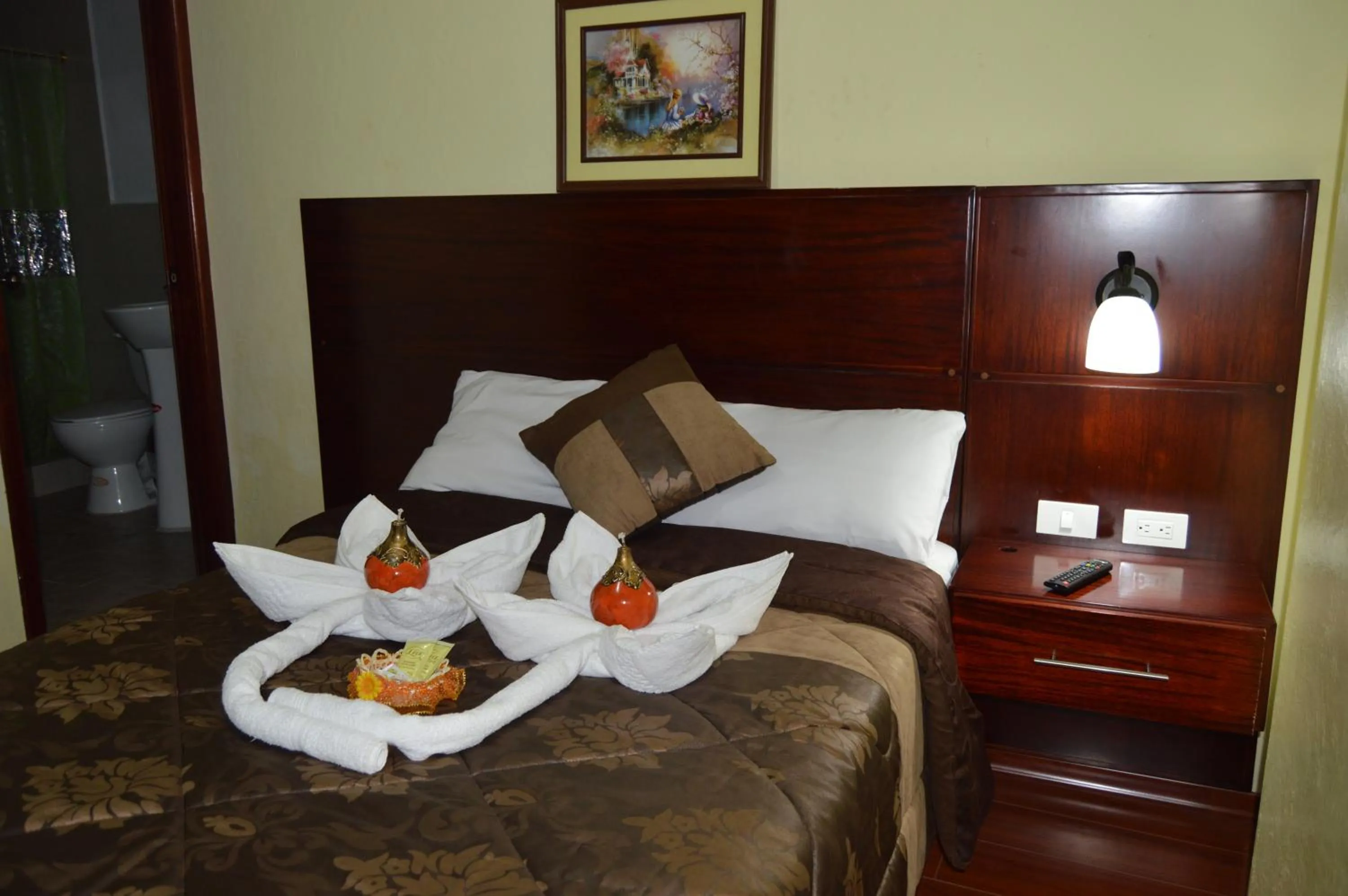 Photo of the whole room, Bed in Balcones del Río Hotel