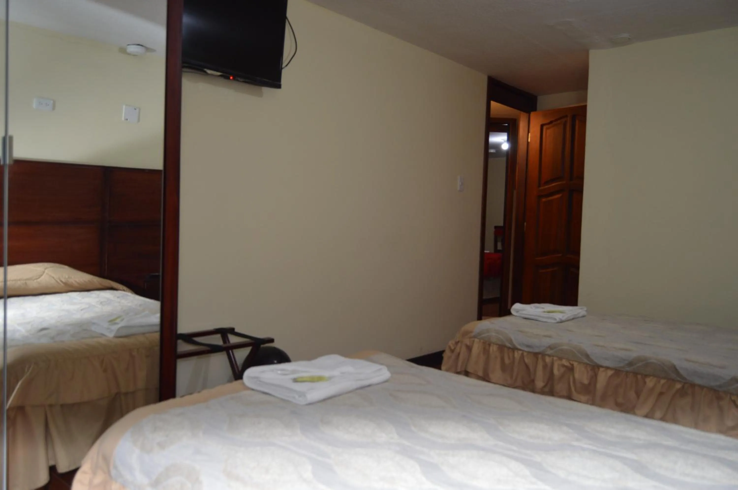 Bed in Balcones del Río Hotel