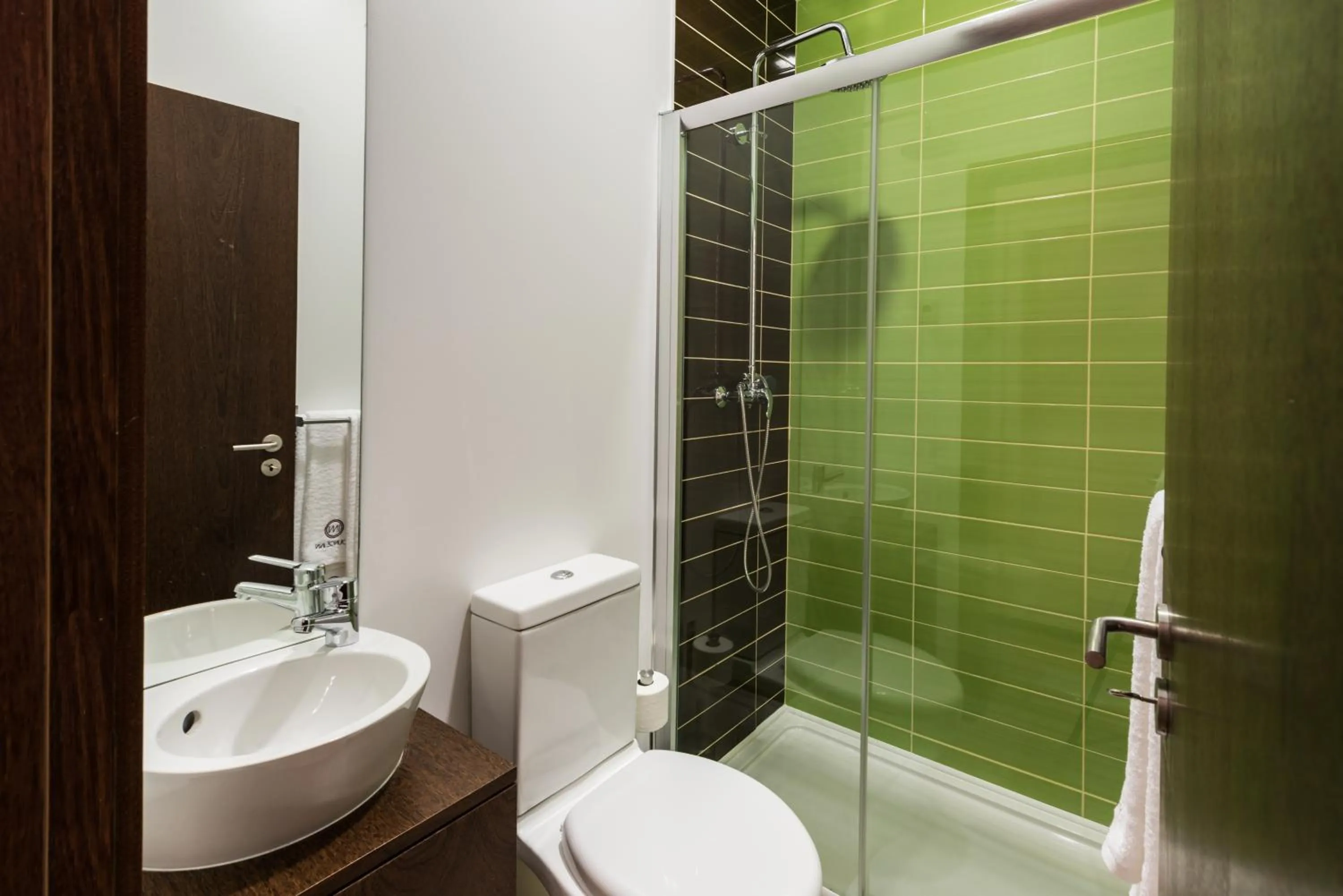 Bathroom in Lounge Inn Guest House