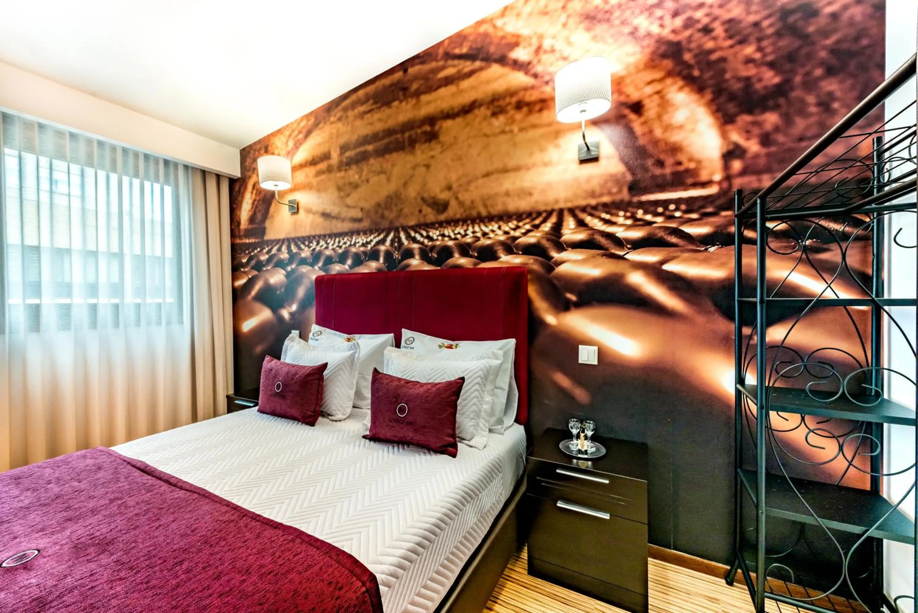 Bedroom, Bed in Lounge Inn Guest House