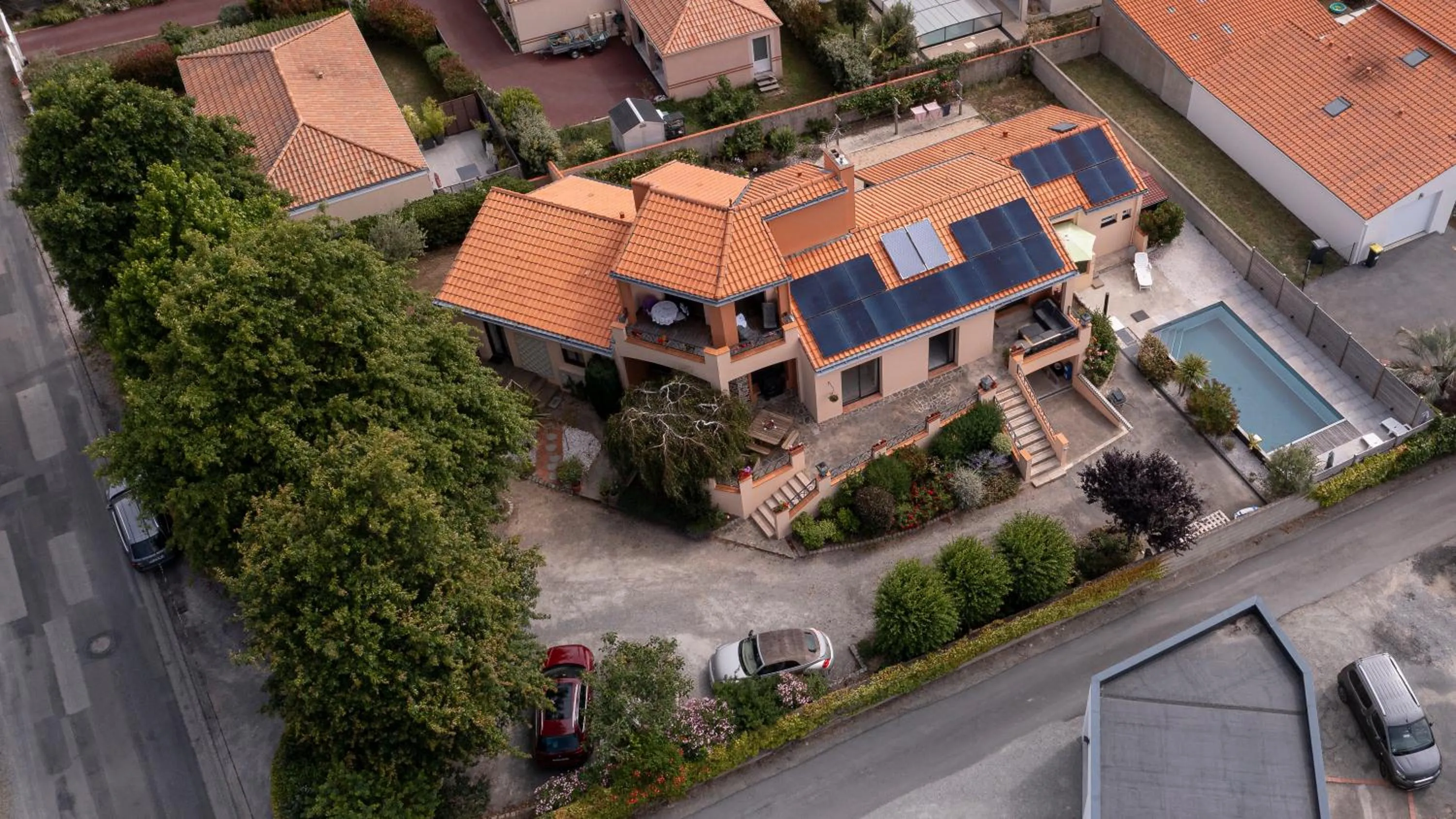 Property building in La Belgerie