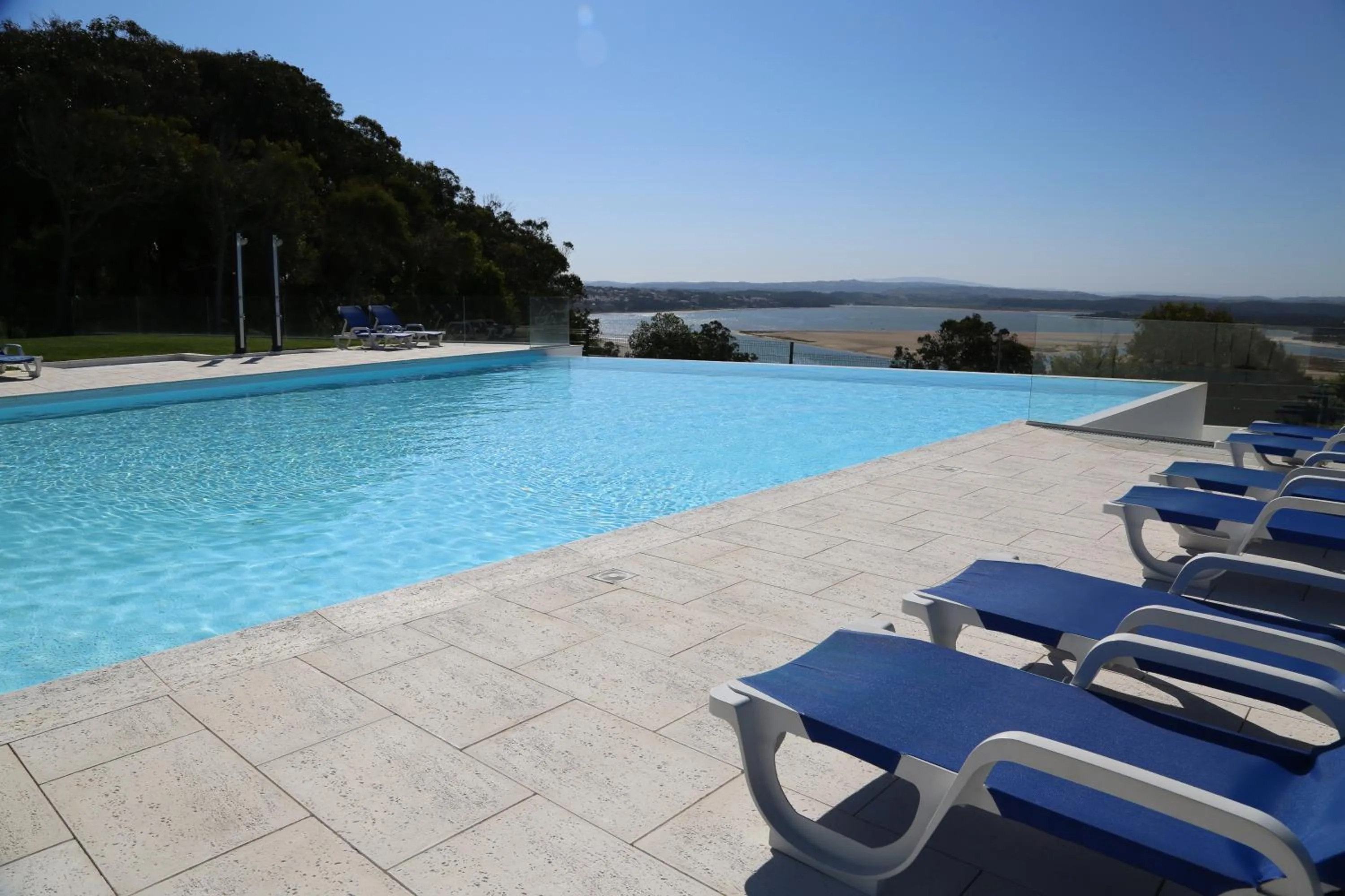 Swimming pool in INATEL Foz Do Arelho