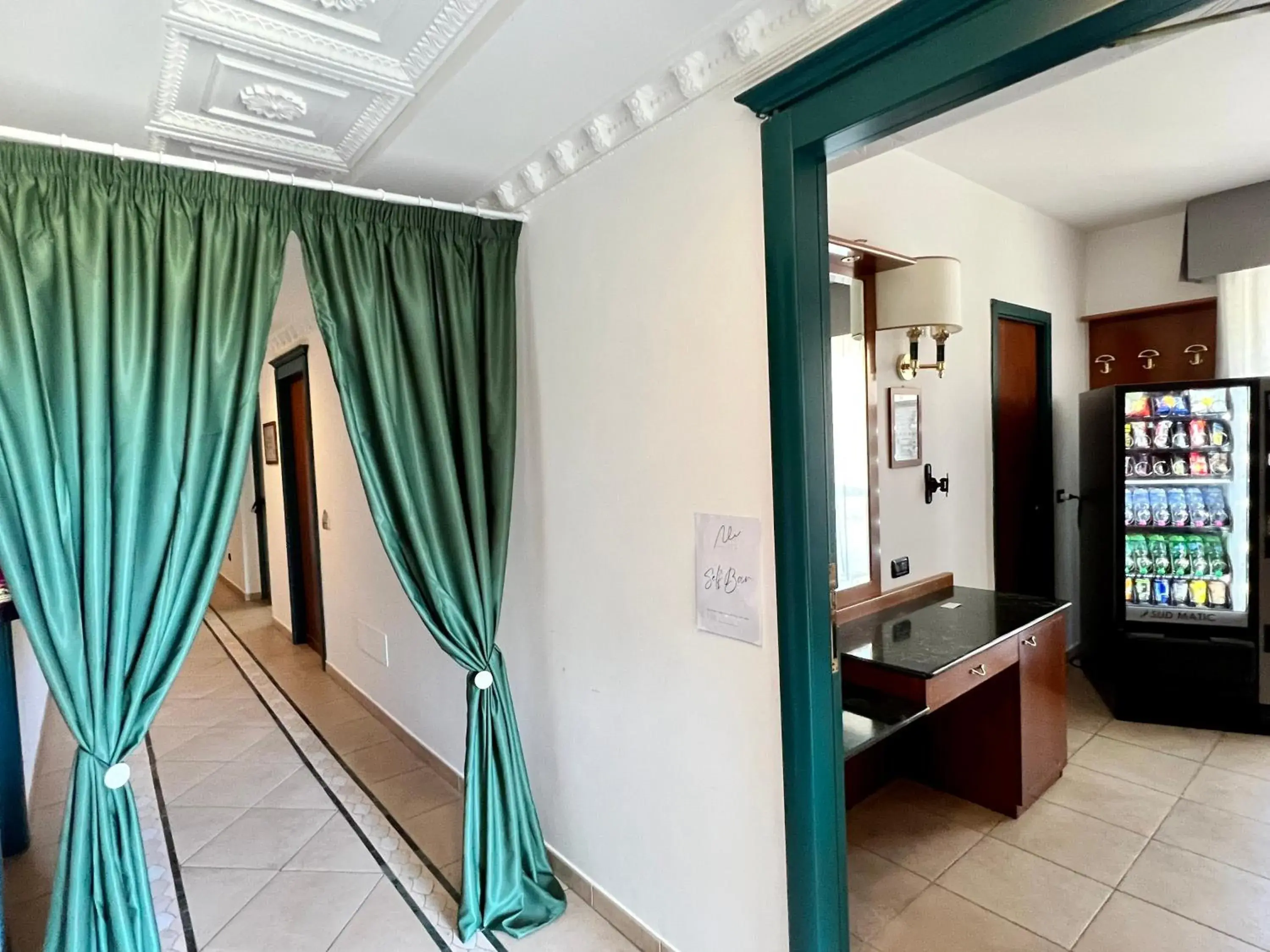 Restaurant/places to eat in Ariae Dépendance - Alihotels Restaurant/places to eat in Ariae Dépendance - Alihotels