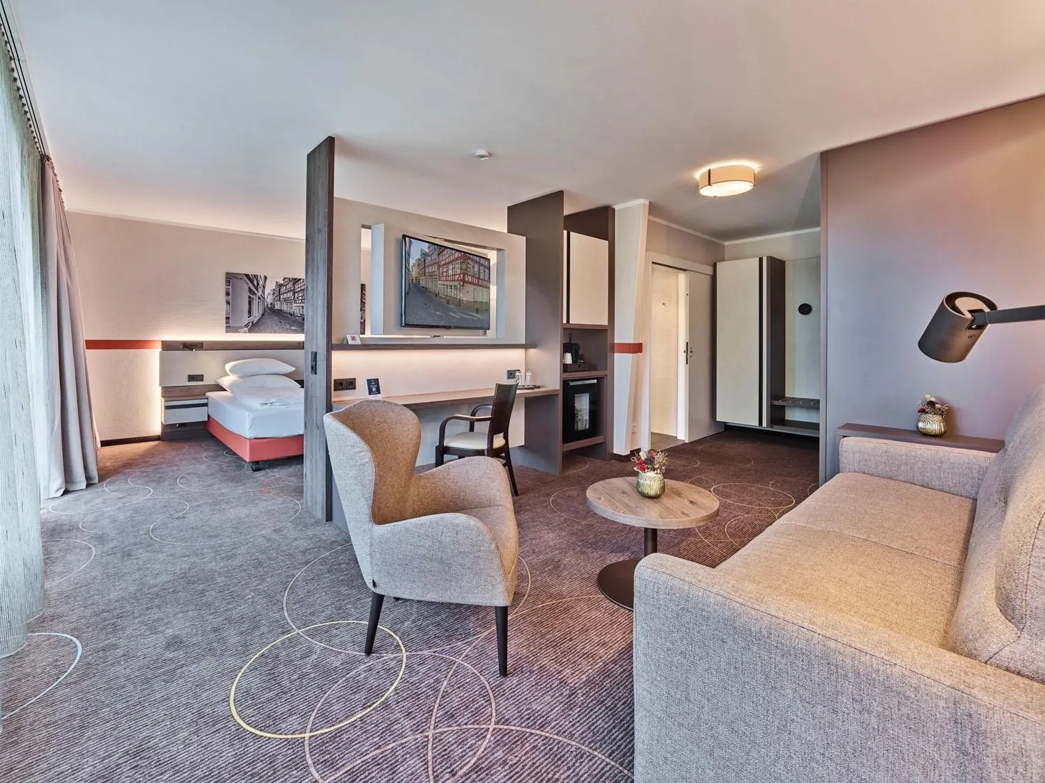 Living room, Bed in Best Western Hotel Wetzlar