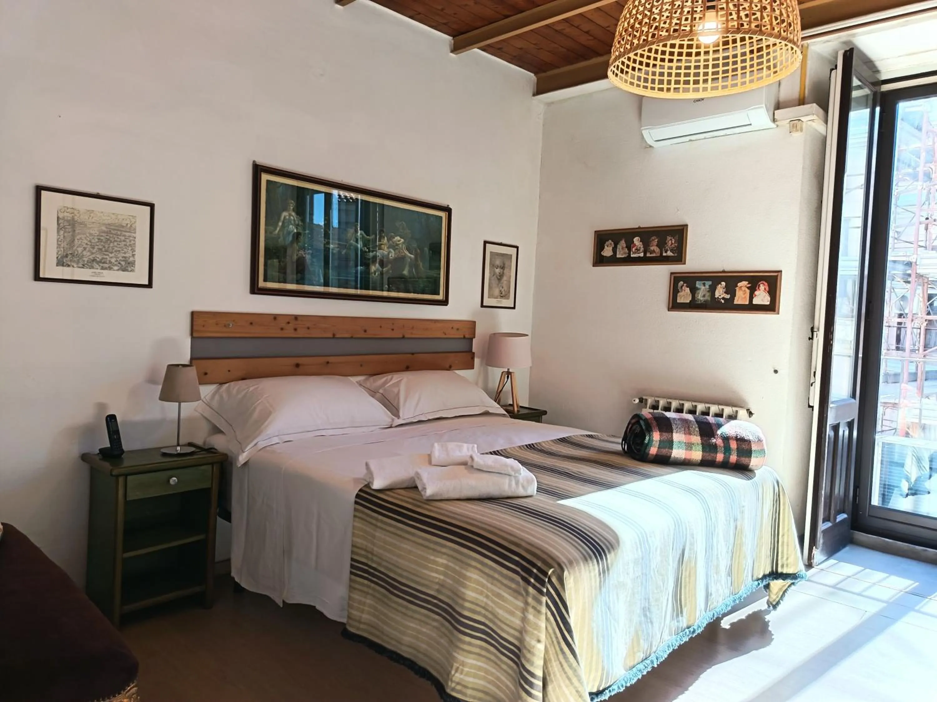 Bedroom, Bed in I Vespri