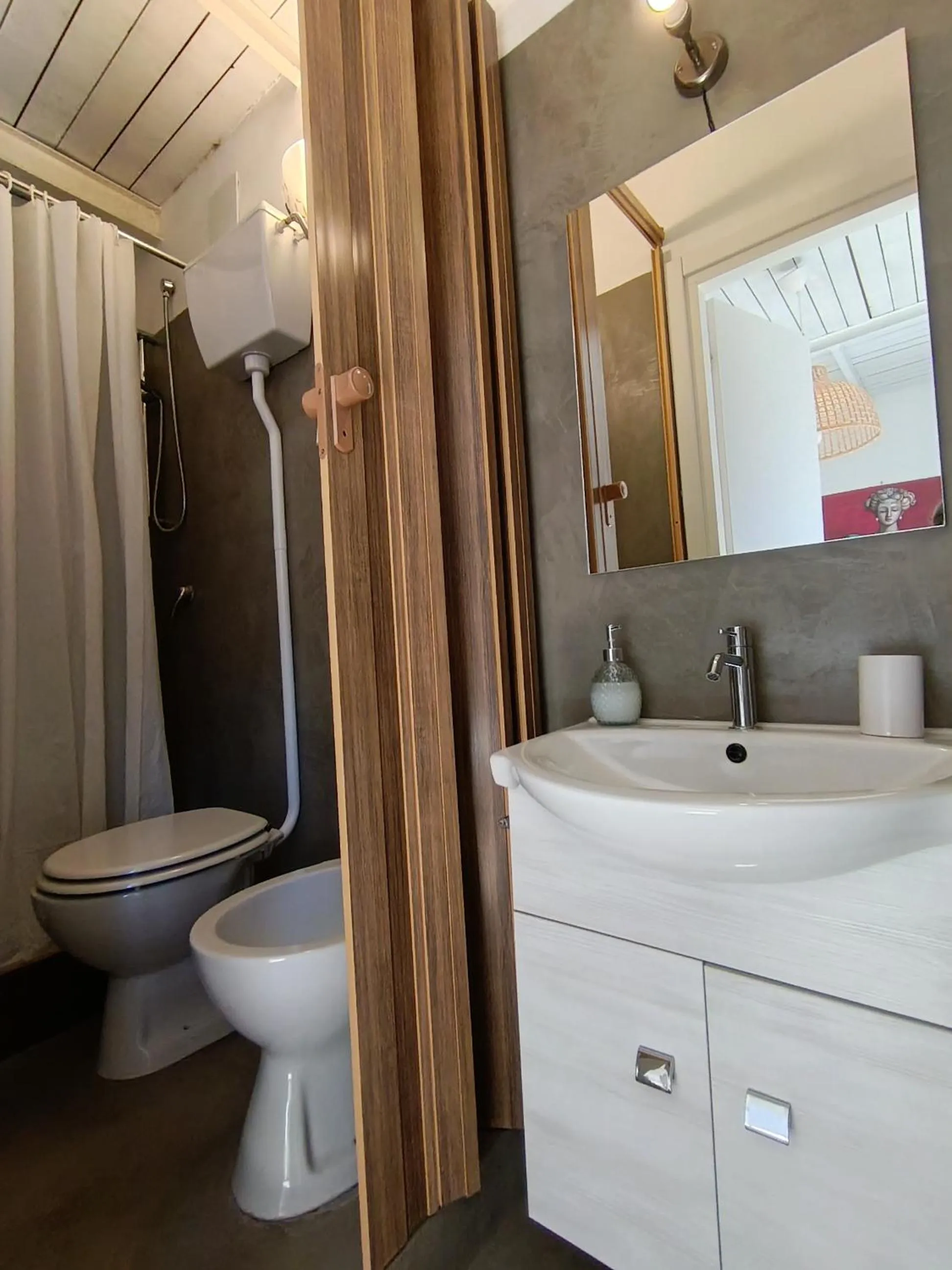 Bathroom in I Vespri