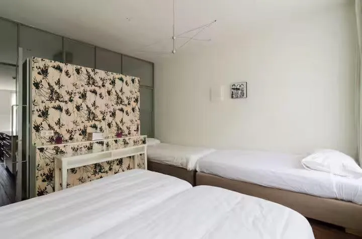 Bed in Marnix360apartments Jordaan