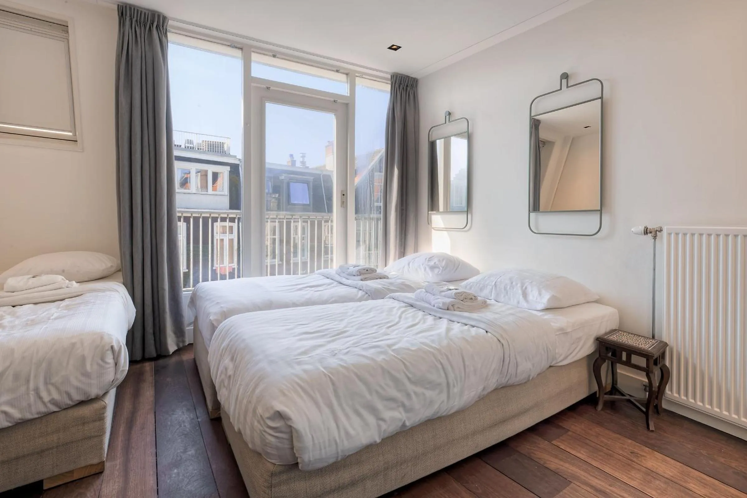 Bed in Marnix360apartments Jordaan
