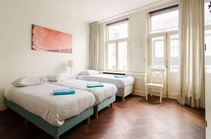 Bed in Marnix360apartments Jordaan