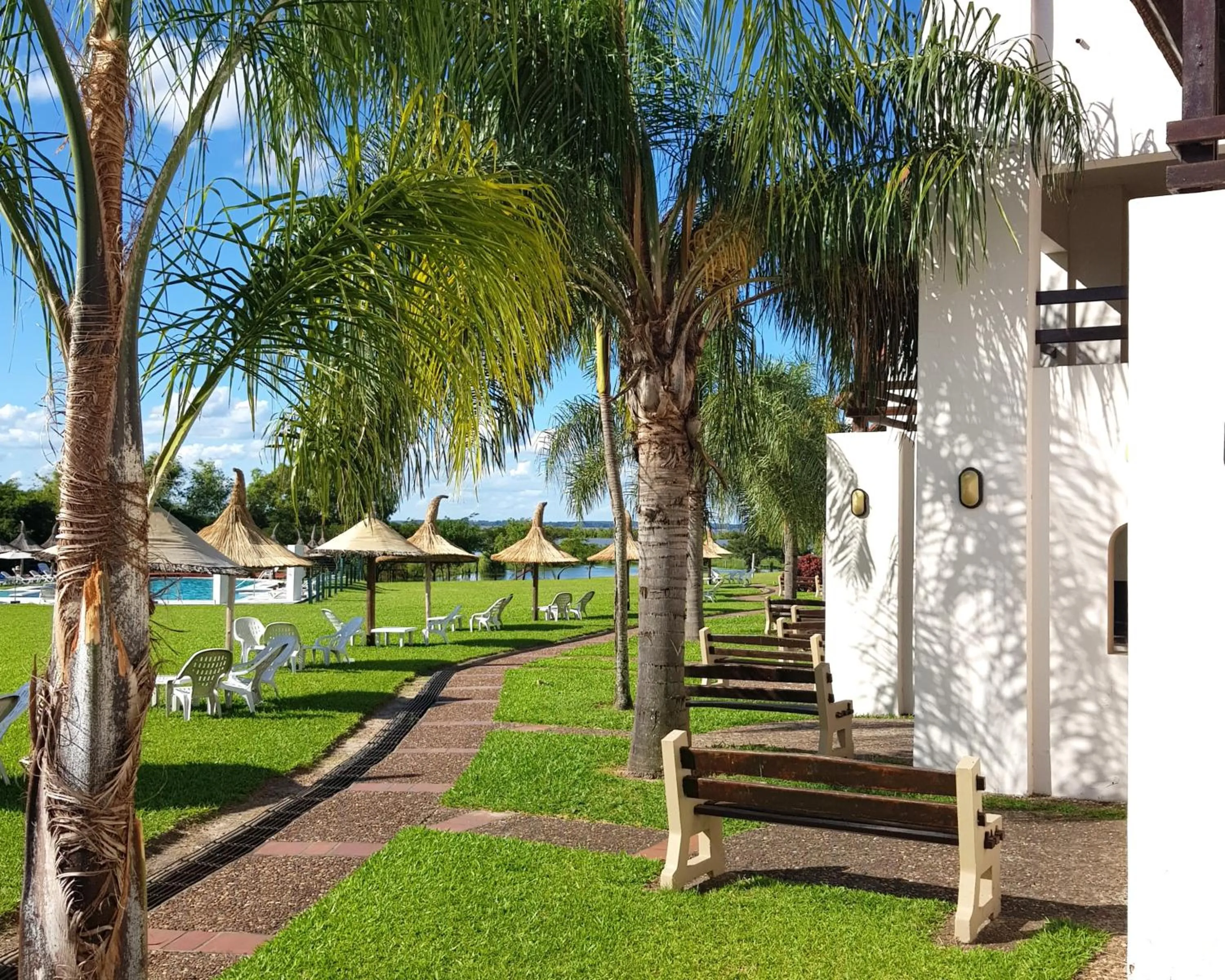 Terrazas de La Costa Apart Hotel