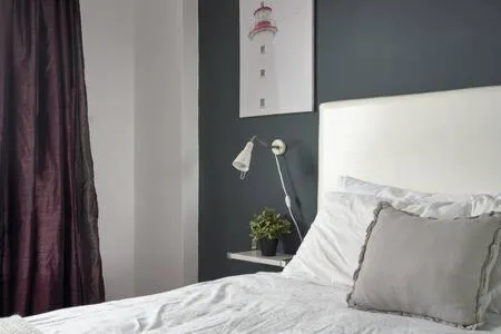 Bedroom, Bed in Lincoln Suite