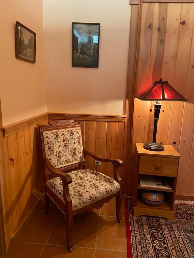 Sierra Trails Inn
