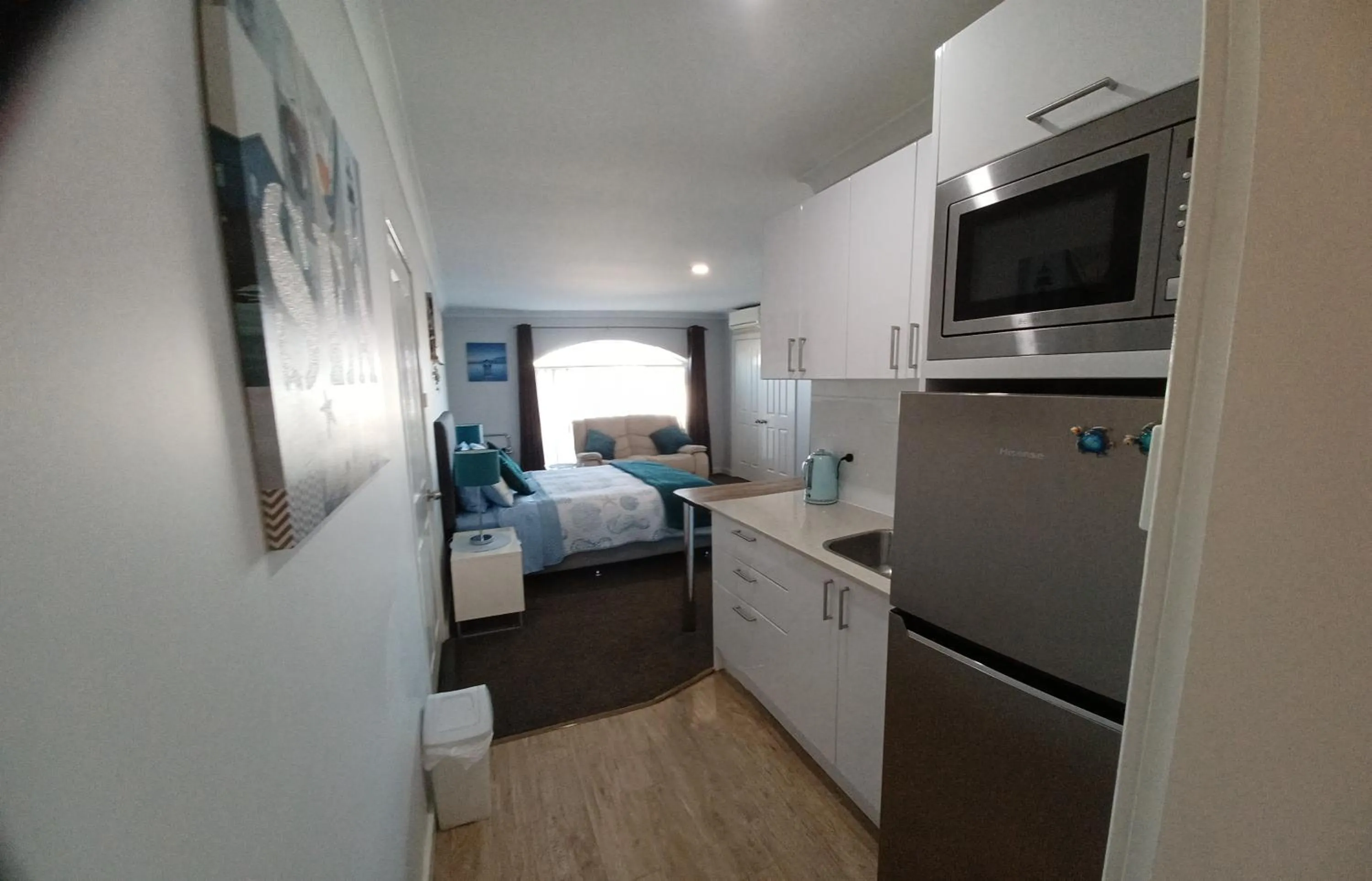 Bed in Palm Beach Guest House