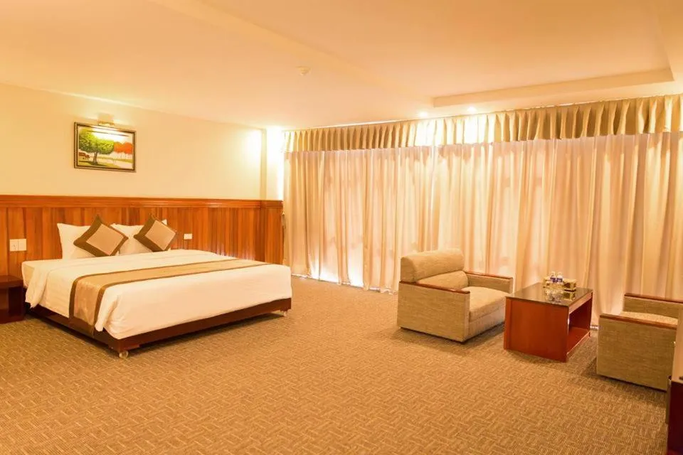 Bed in Vinh Plaza Hotel