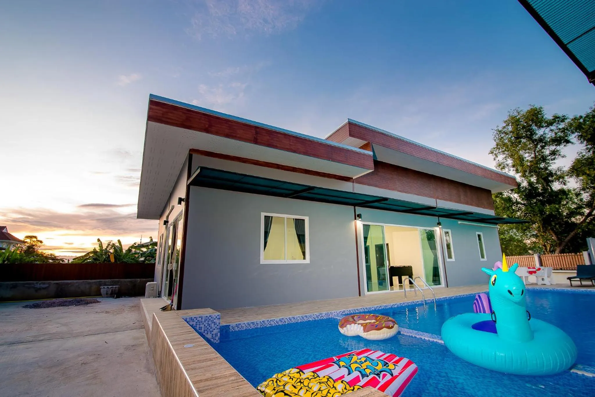 Property Building in Mondara Vacation Home