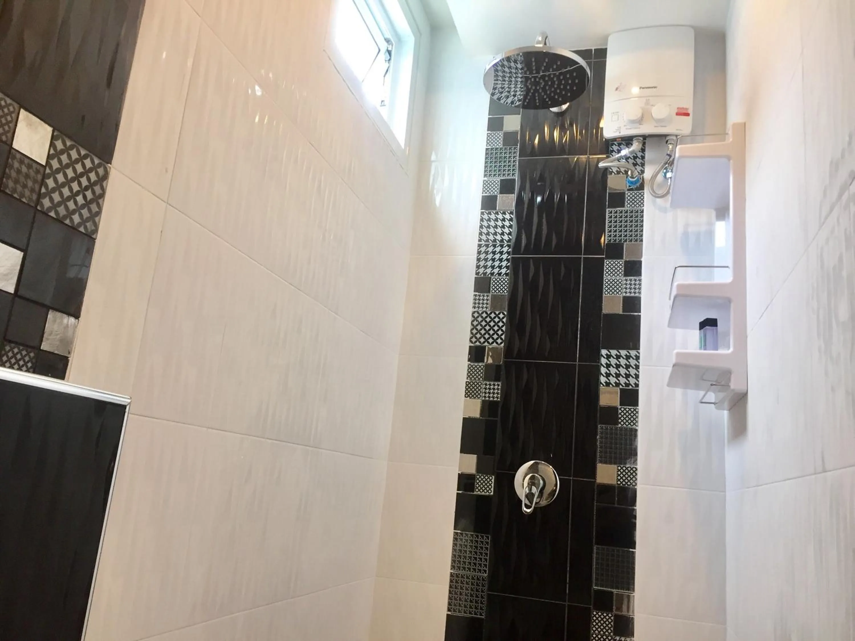 Shower, Bathroom in Mondara Vacation Home