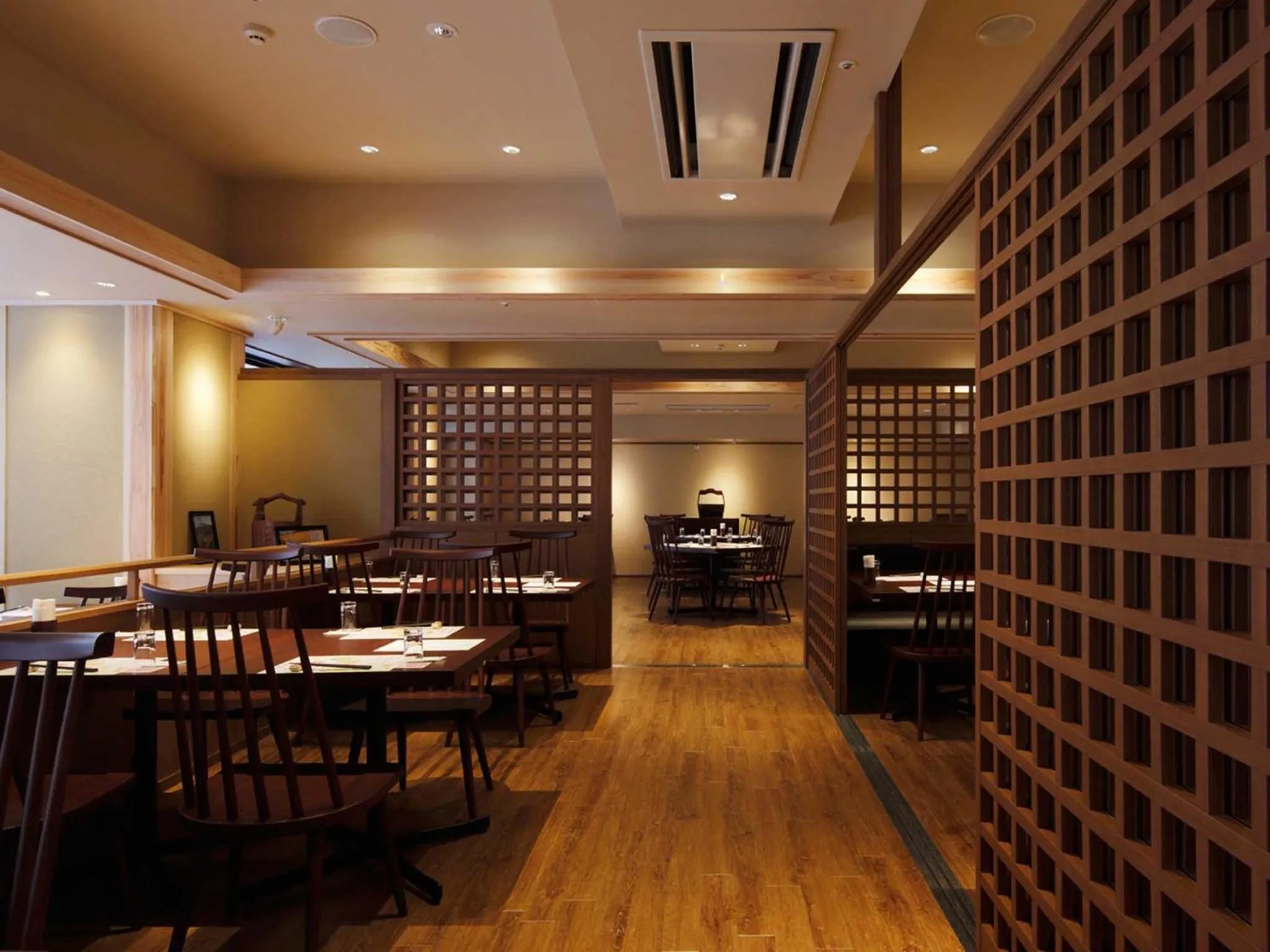 Restaurant/places to eat in Ookawaso