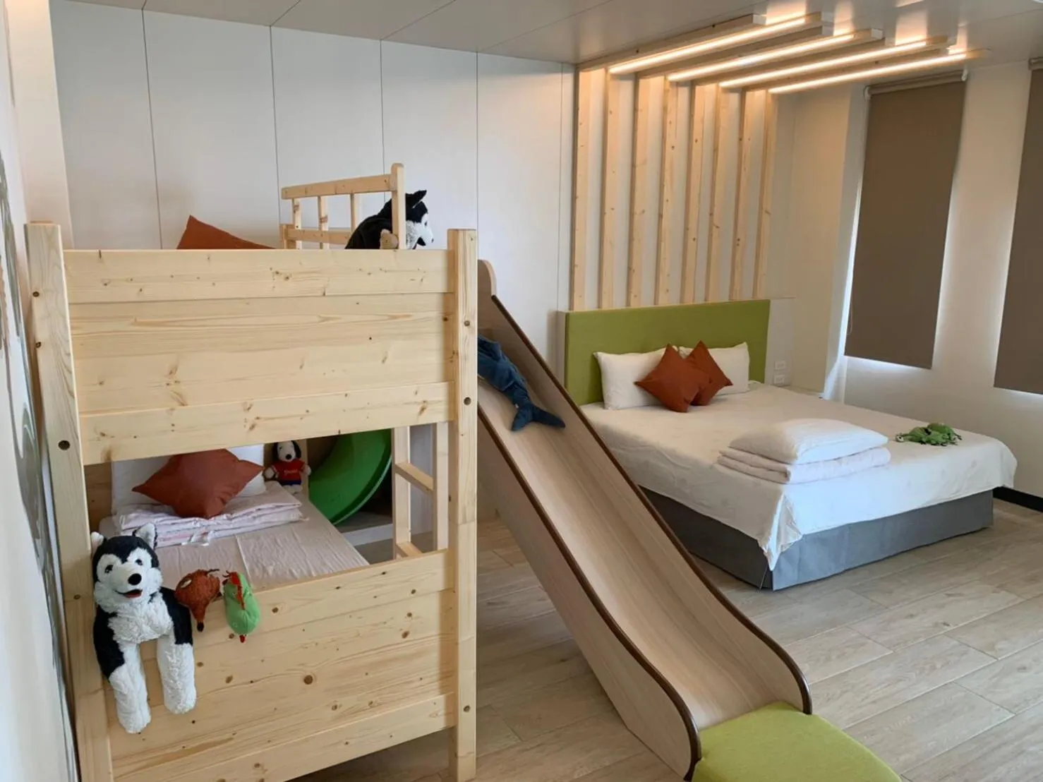 bunk bed, Bed in Beachcastle & Sea View Villa