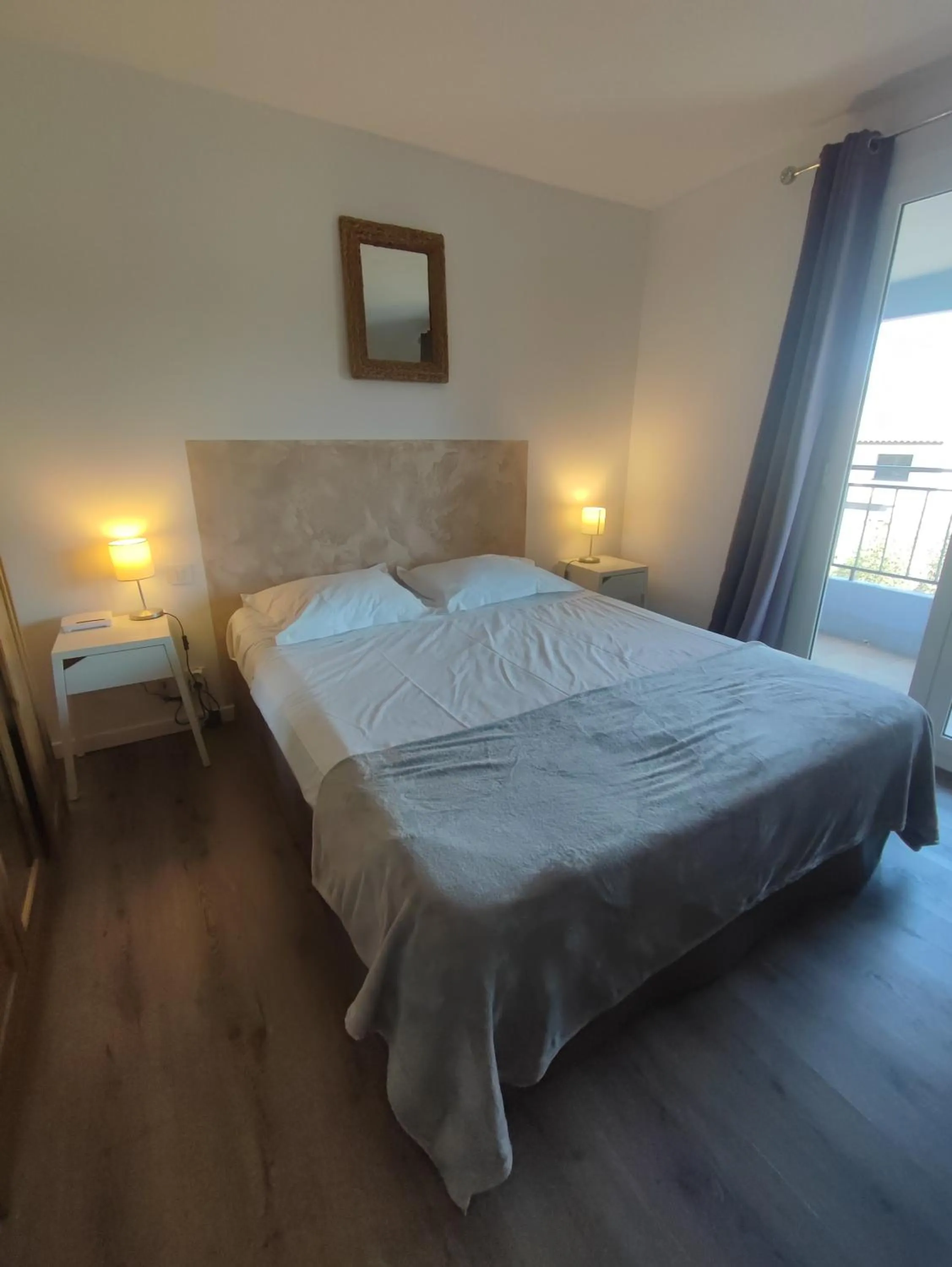 Bedroom in L'Aiglon Bylitis