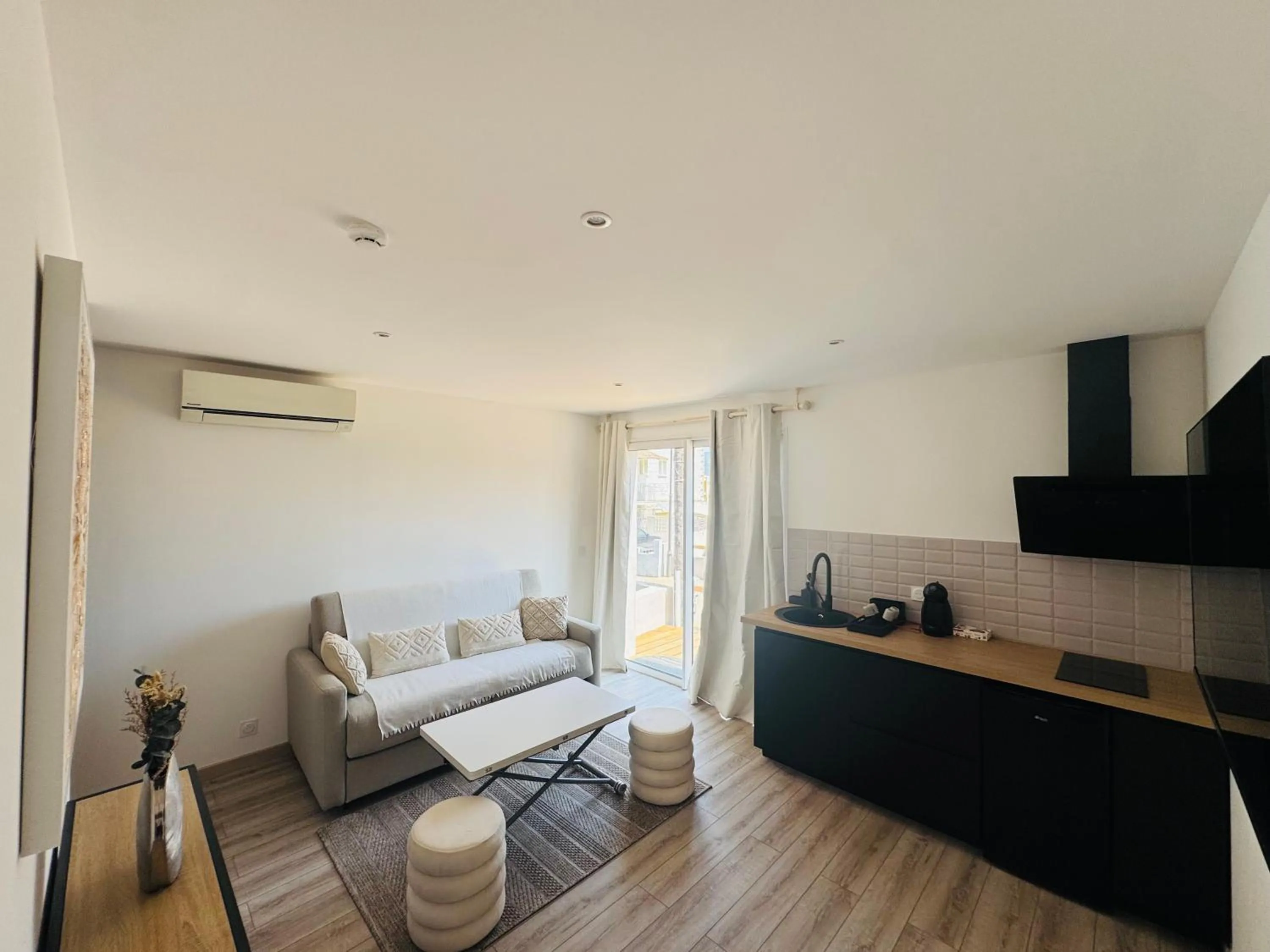 Kitchen or kitchenette in L'Aiglon Bylitis