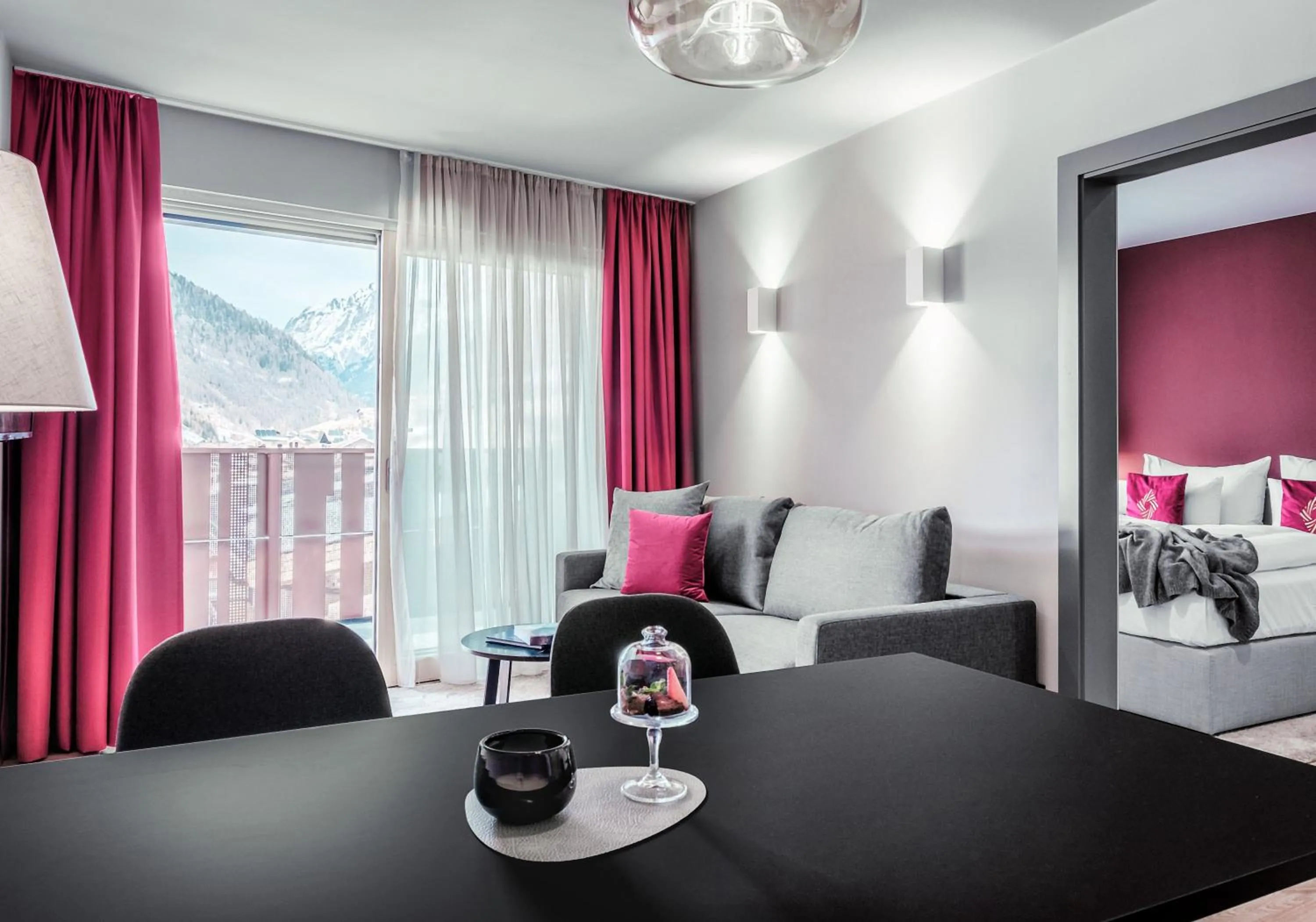 Living room, Bed in The Secret Sölden