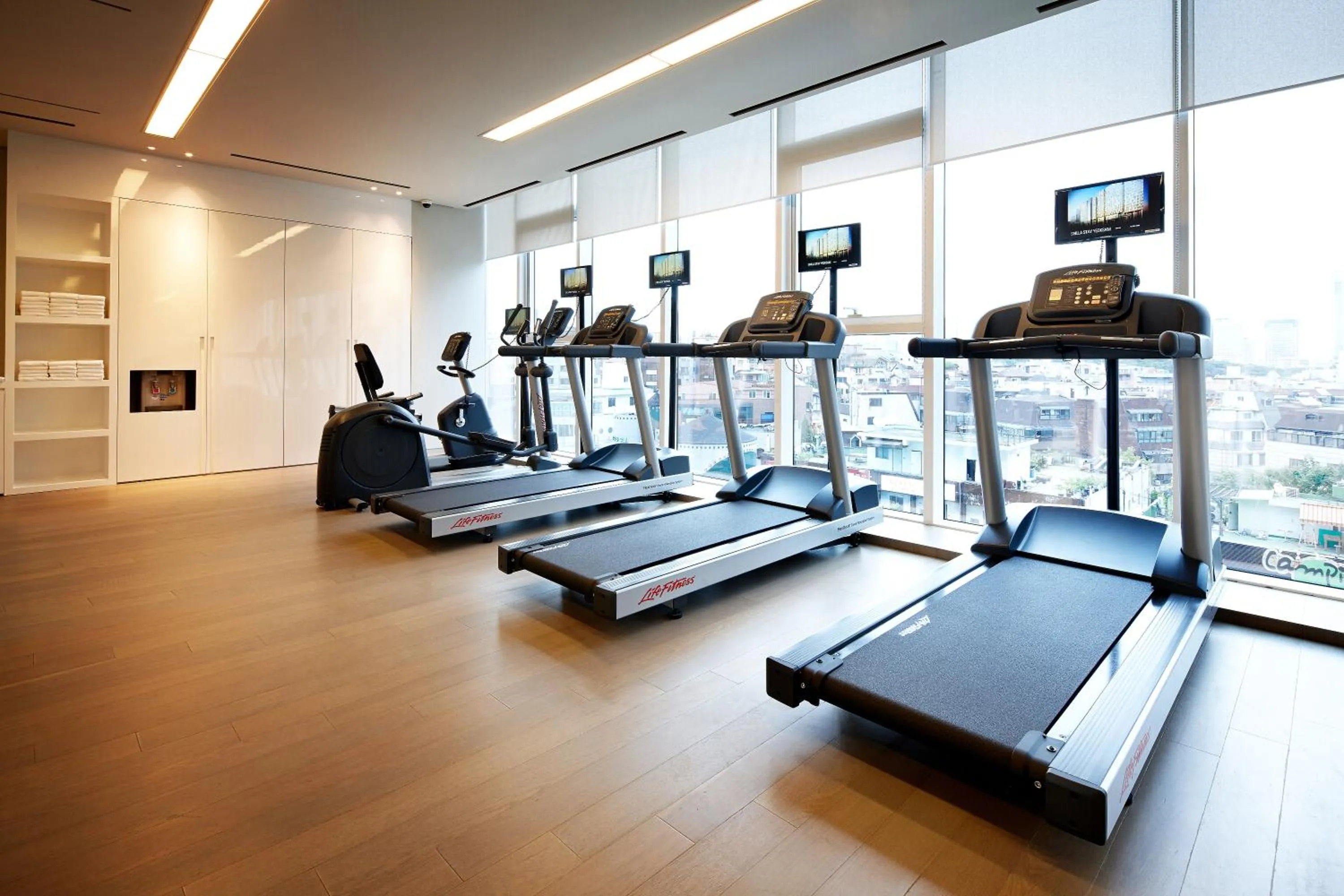 Fitness centre/facilities in Shilla Stay Cheonan Asan - Samsung Display City