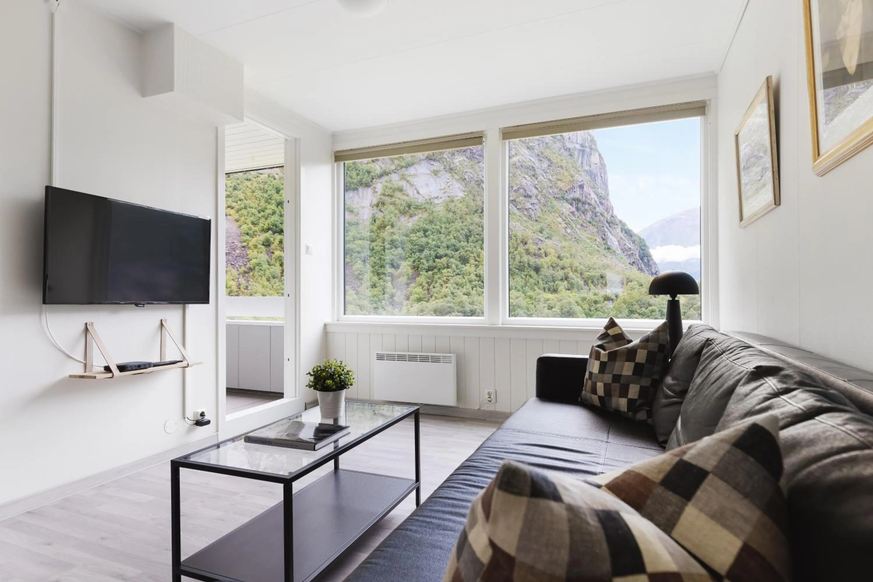 Living room in Trolltunga Aparthotel