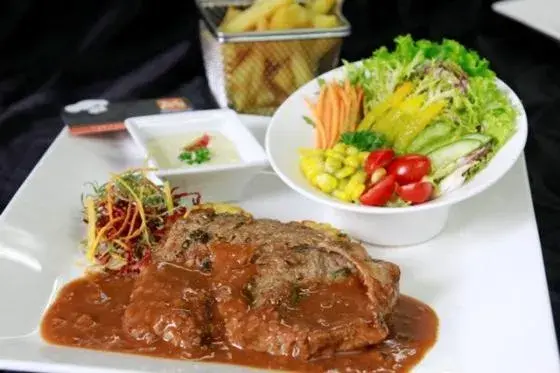 Food and drinks in Lam Giang Hotel Food and drinks in Lam Giang Hotel