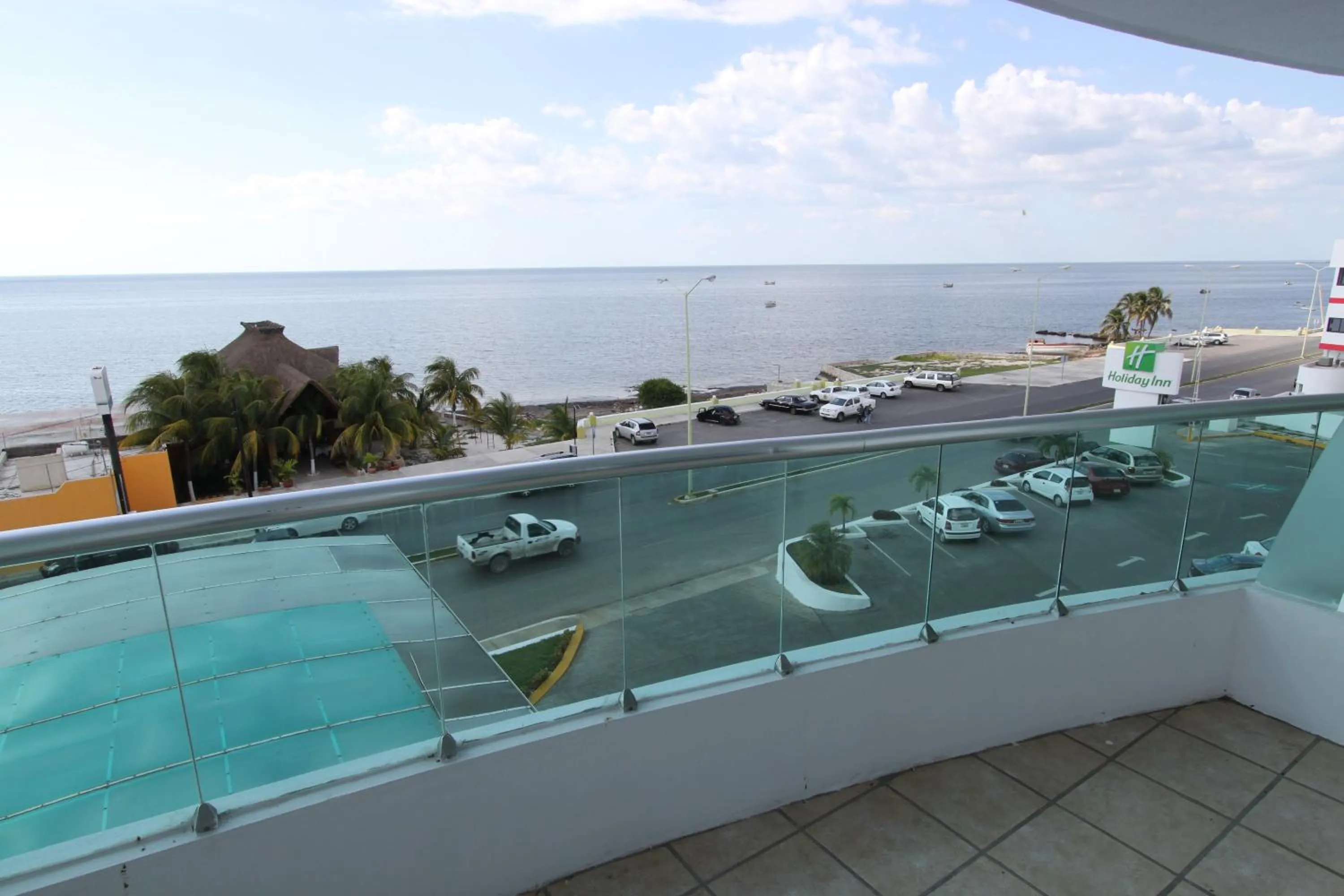 Property building in Holiday Inn Campeche by IHG
