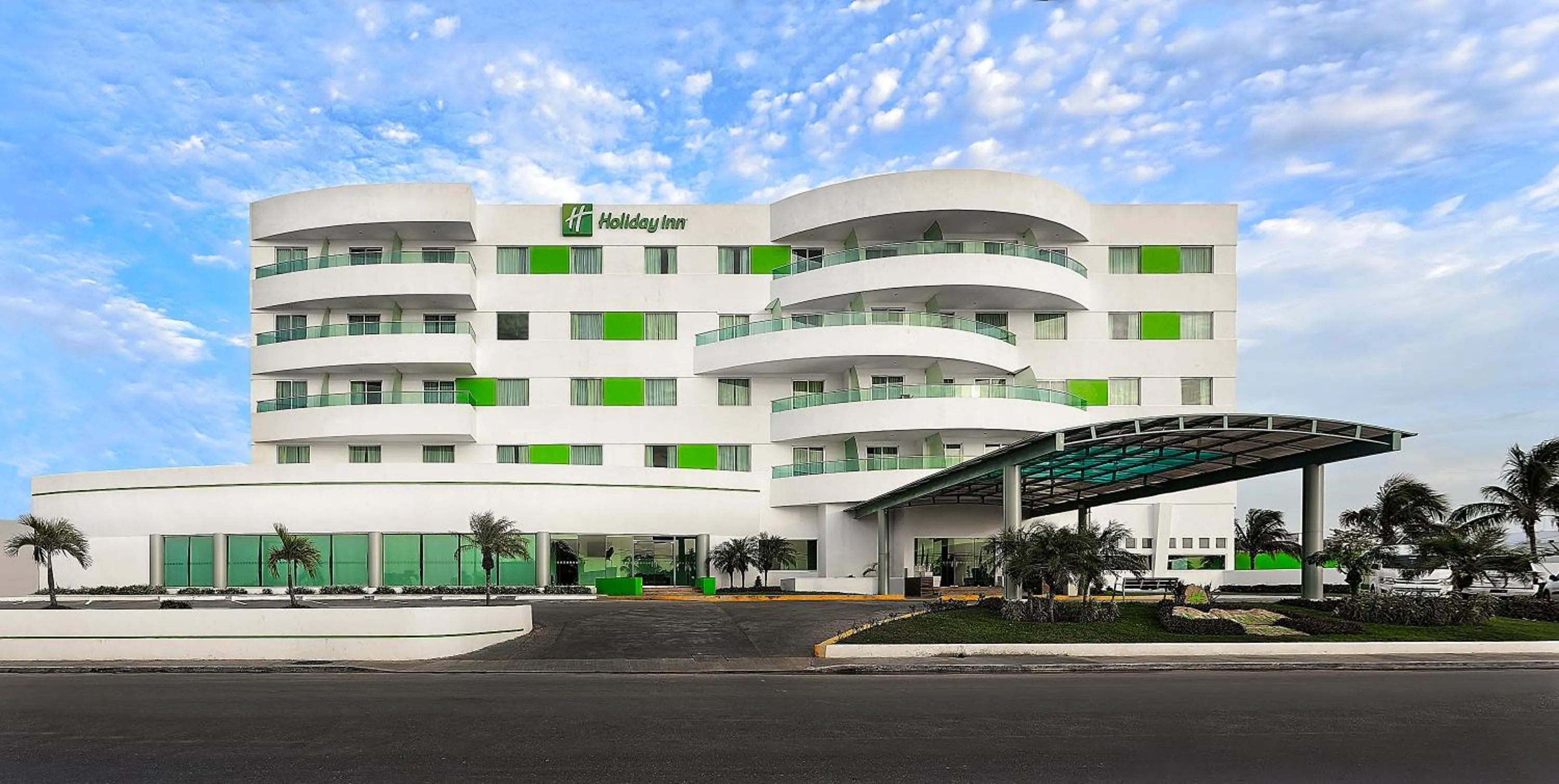 Property building in Holiday Inn Campeche by IHG