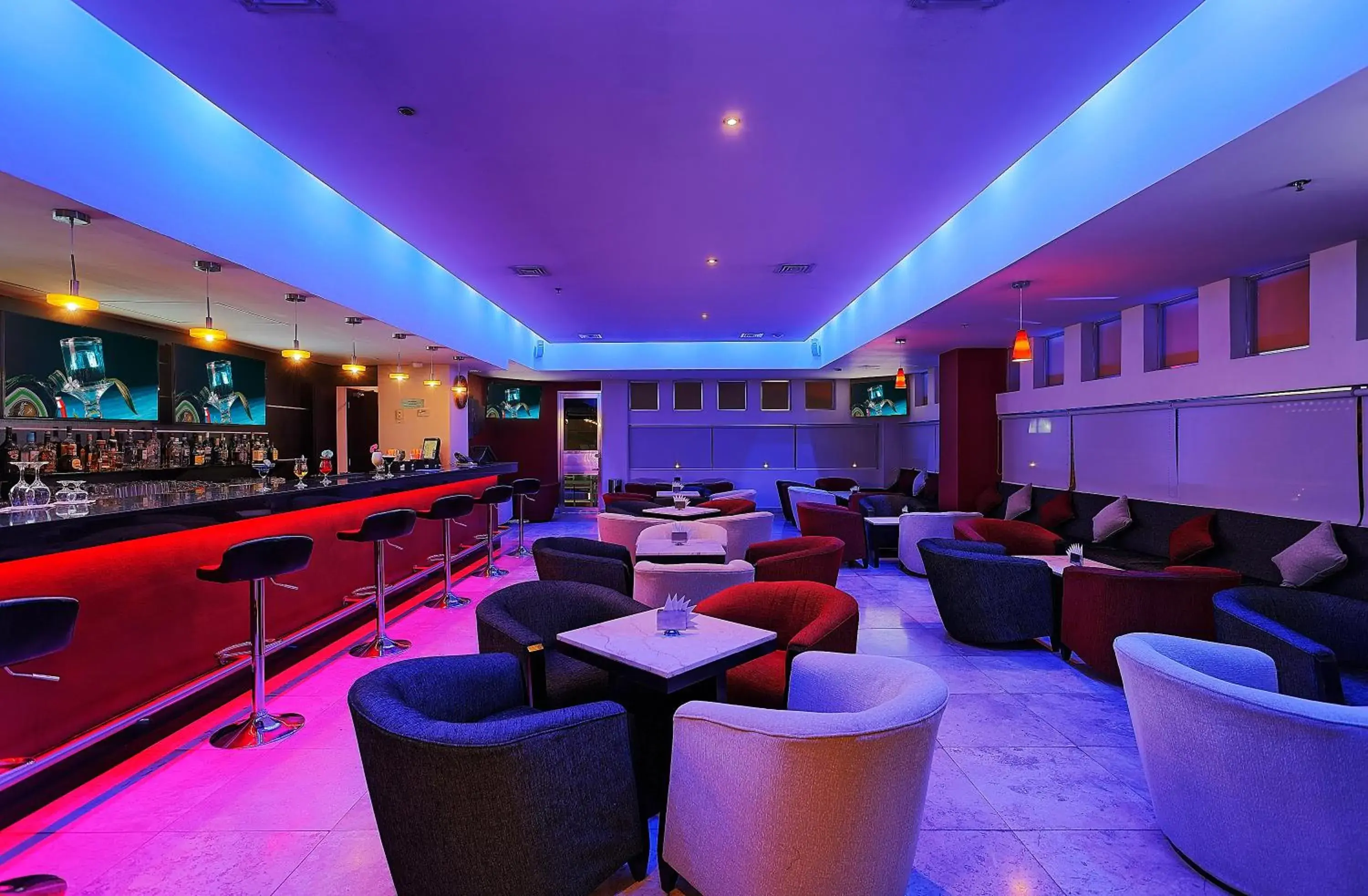 Lounge or bar in Holiday Inn Campeche by IHG Lounge or bar in Holiday Inn Campeche by IHG