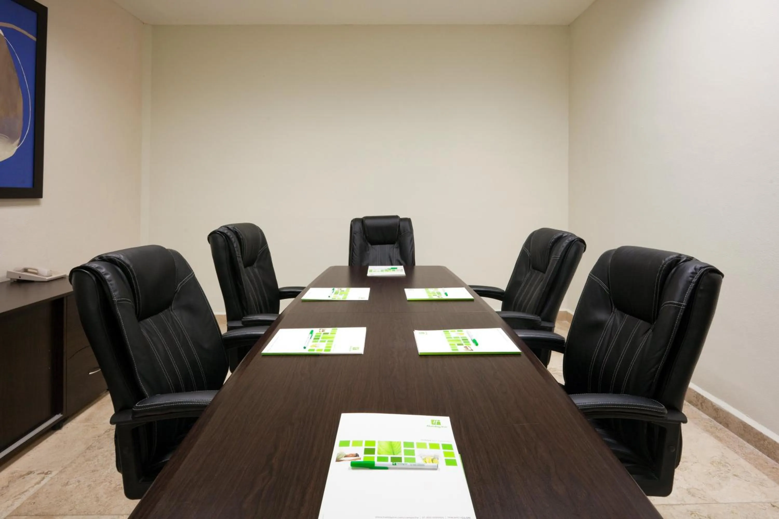 Meeting/conference room in Holiday Inn Campeche by IHG