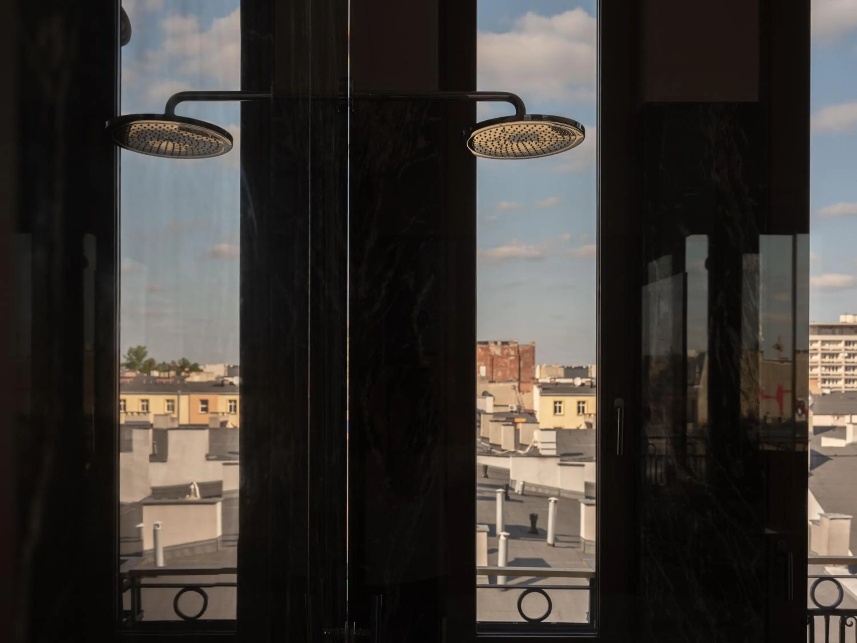 Shower in Grand Hotel