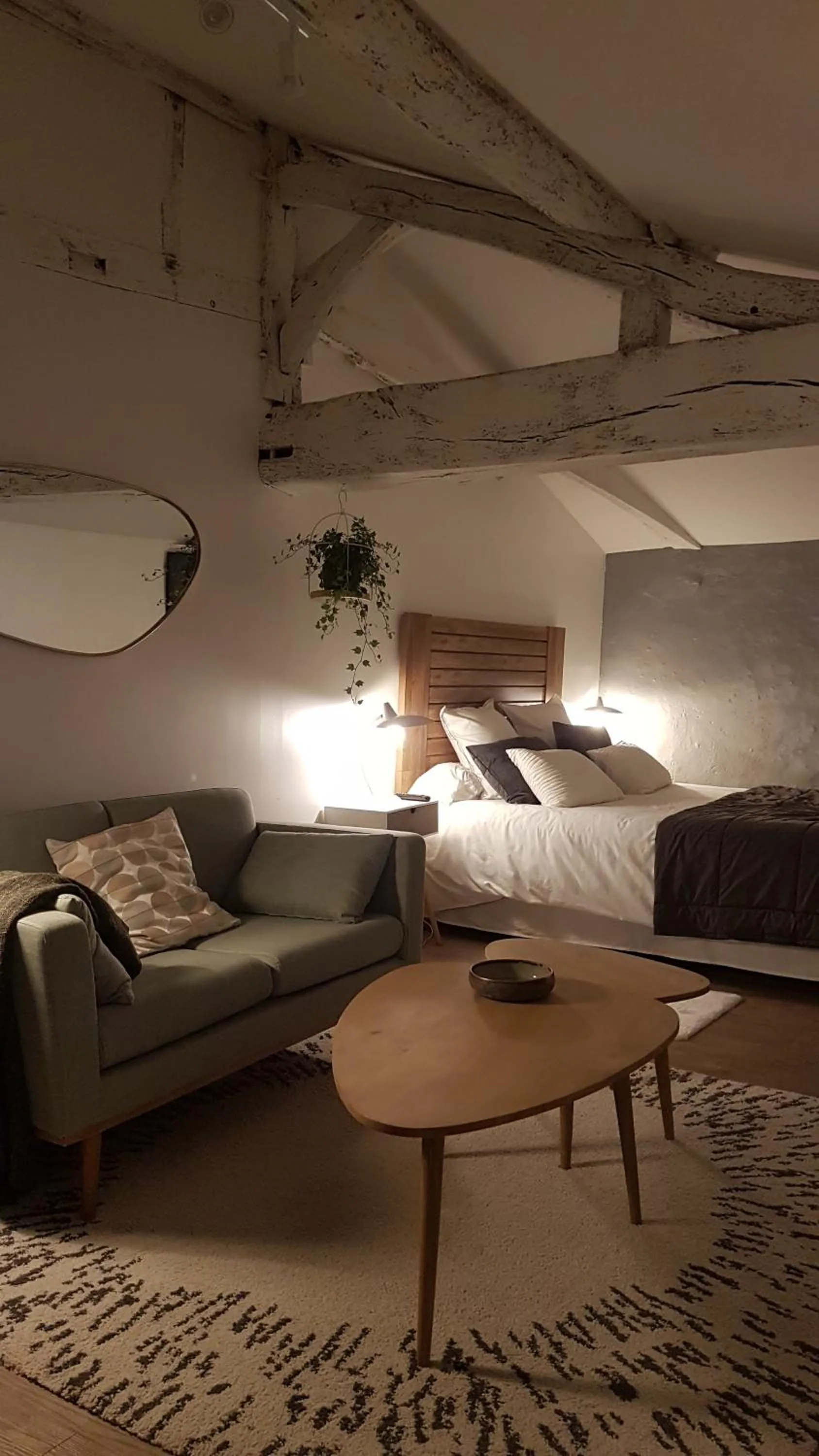 Seating area, Bed in Le Vieux Logis de la Galocherie