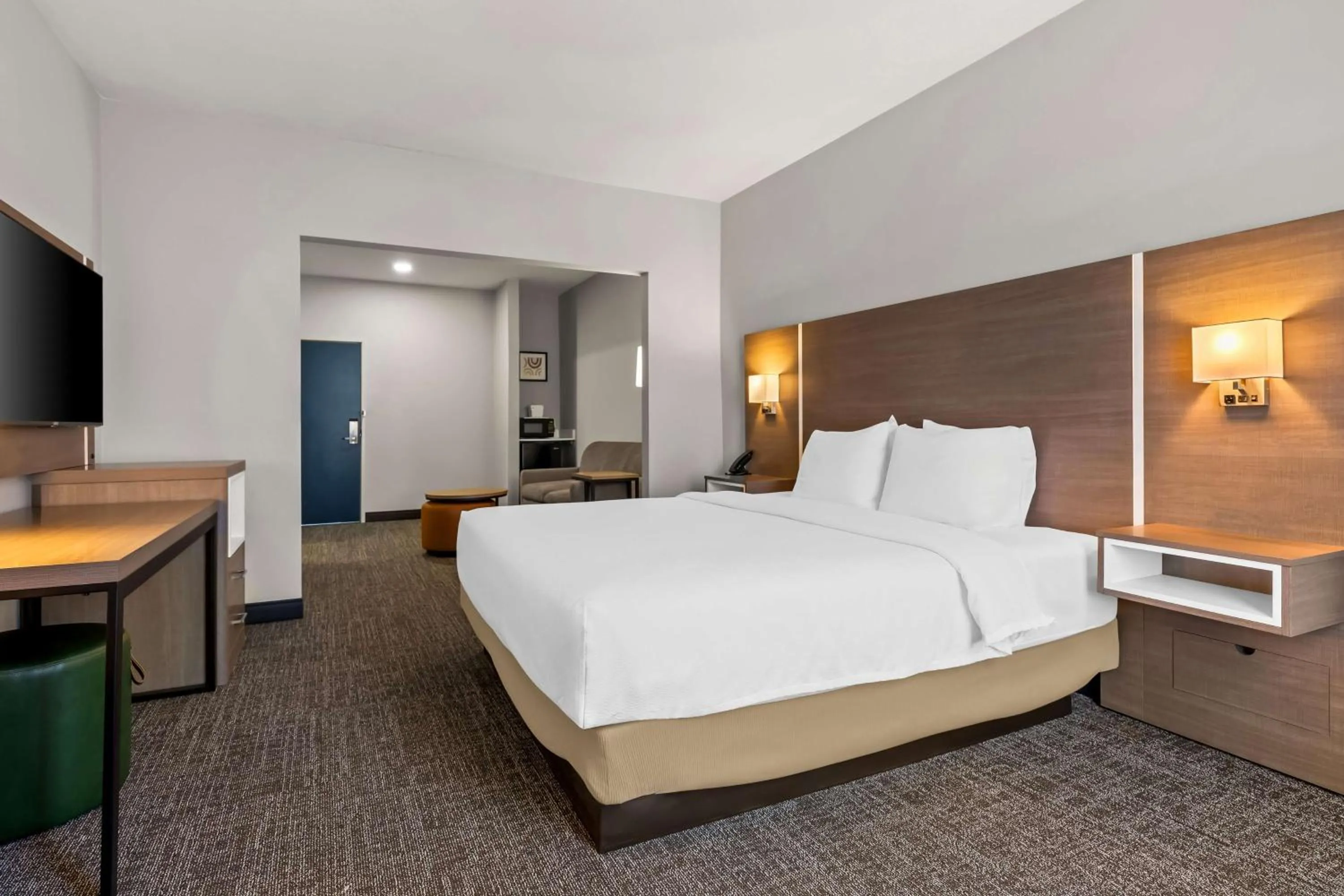 Bed in Spark by Hilton Catoosa Tulsa