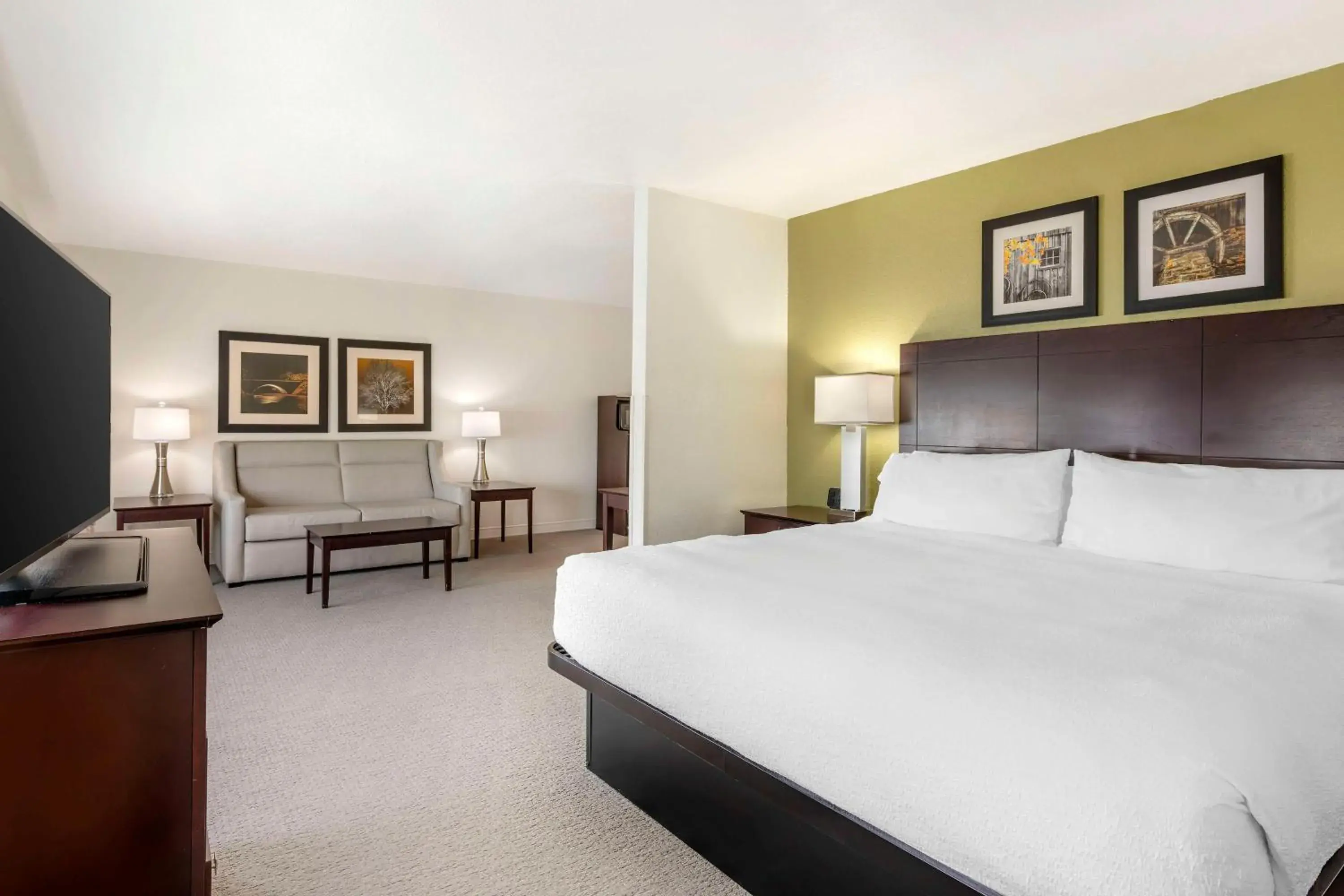 Photo of the whole room, Bed in Best Western Celina Photo of the whole room, Bed in Best Western Celina