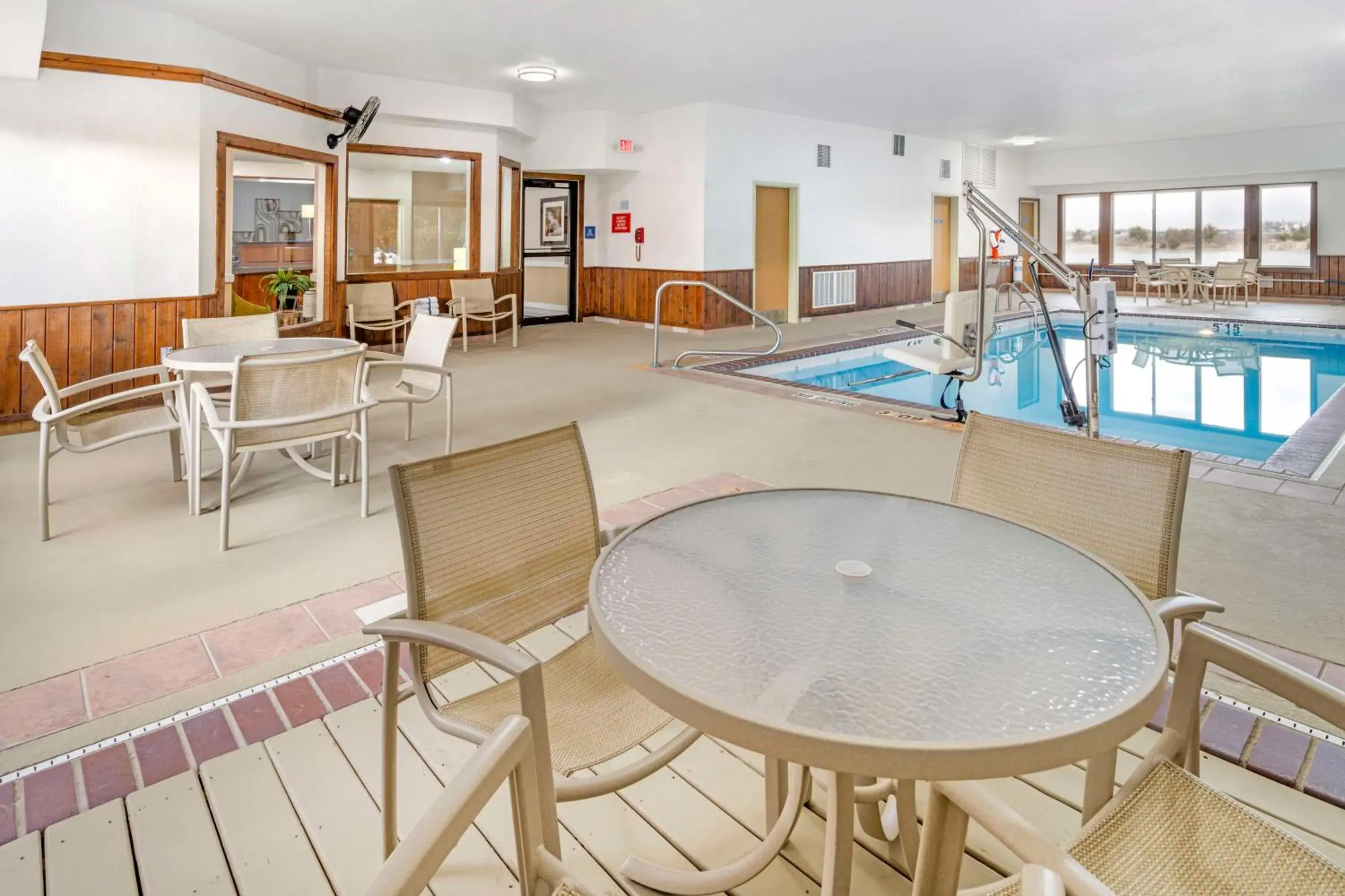 Pool view in Best Western Celina Pool view in Best Western Celina