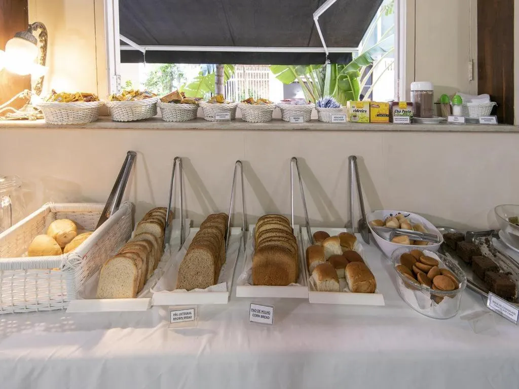 Continental breakfast in Hotel Angrense