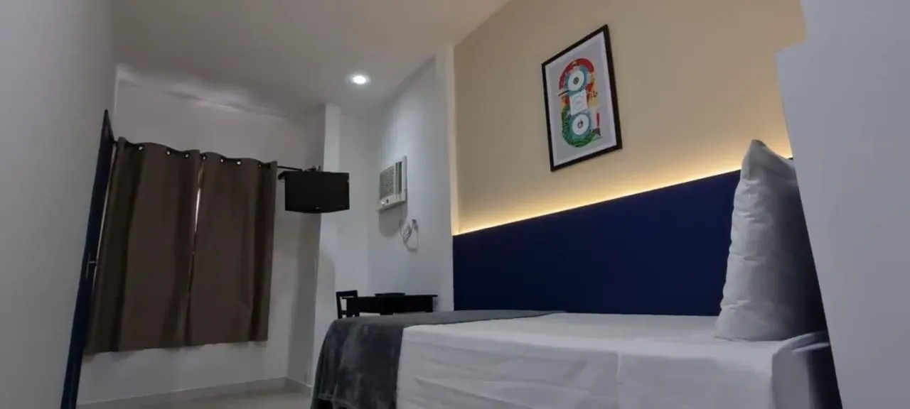 Bedroom, Bed in Hotel Angrense